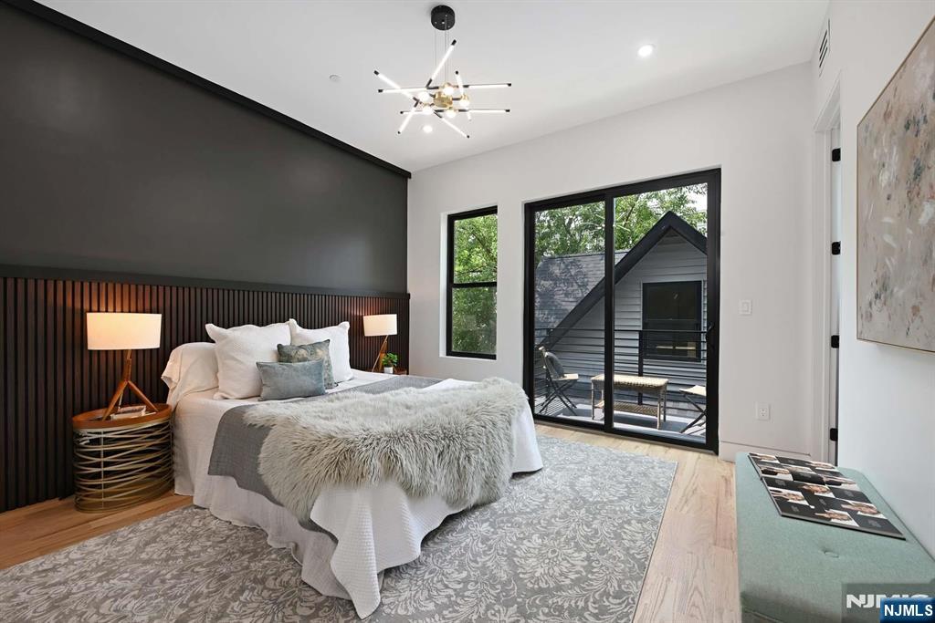 Jersey City, New Jersey, 07305, United States, 3 Bedrooms Bedrooms, ,2 BathroomsBathrooms,Residential,For Sale,1907522