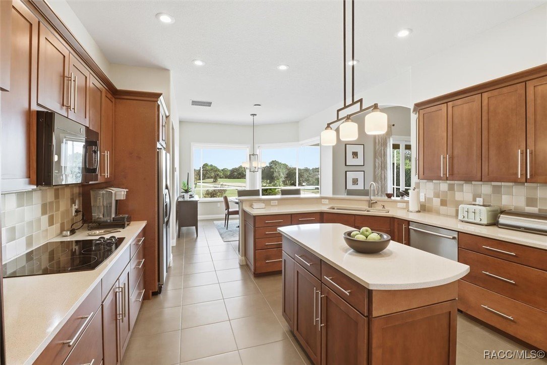 Lecanto, Florida, 34461, United States, 3 Bedrooms Bedrooms, ,3 BathroomsBathrooms,Residential,For Sale,1996751