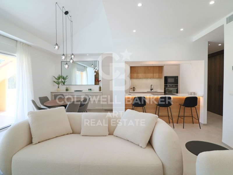 M?laga, Marbella, Nueva Andaluc?a M?laga, Marbella, Marbella, Andalusia, ES, 3 Bedrooms Bedrooms, ,3 BathroomsBathrooms,Residential,For Sale,M?laga, Marbella, Nueva Andaluc?a M?laga, Marbella,1683387