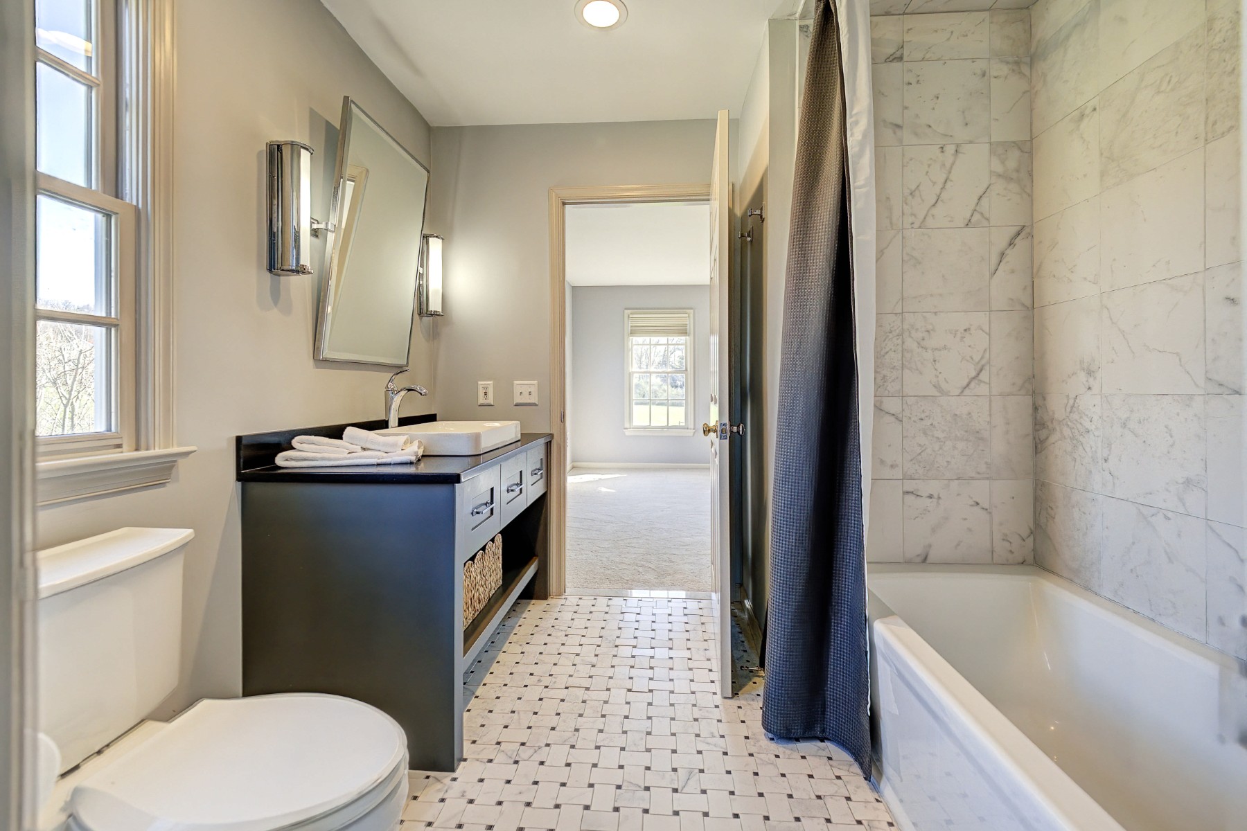  Meticulous ?Hill View Farms? Neighborhood Colonial - 物件實景