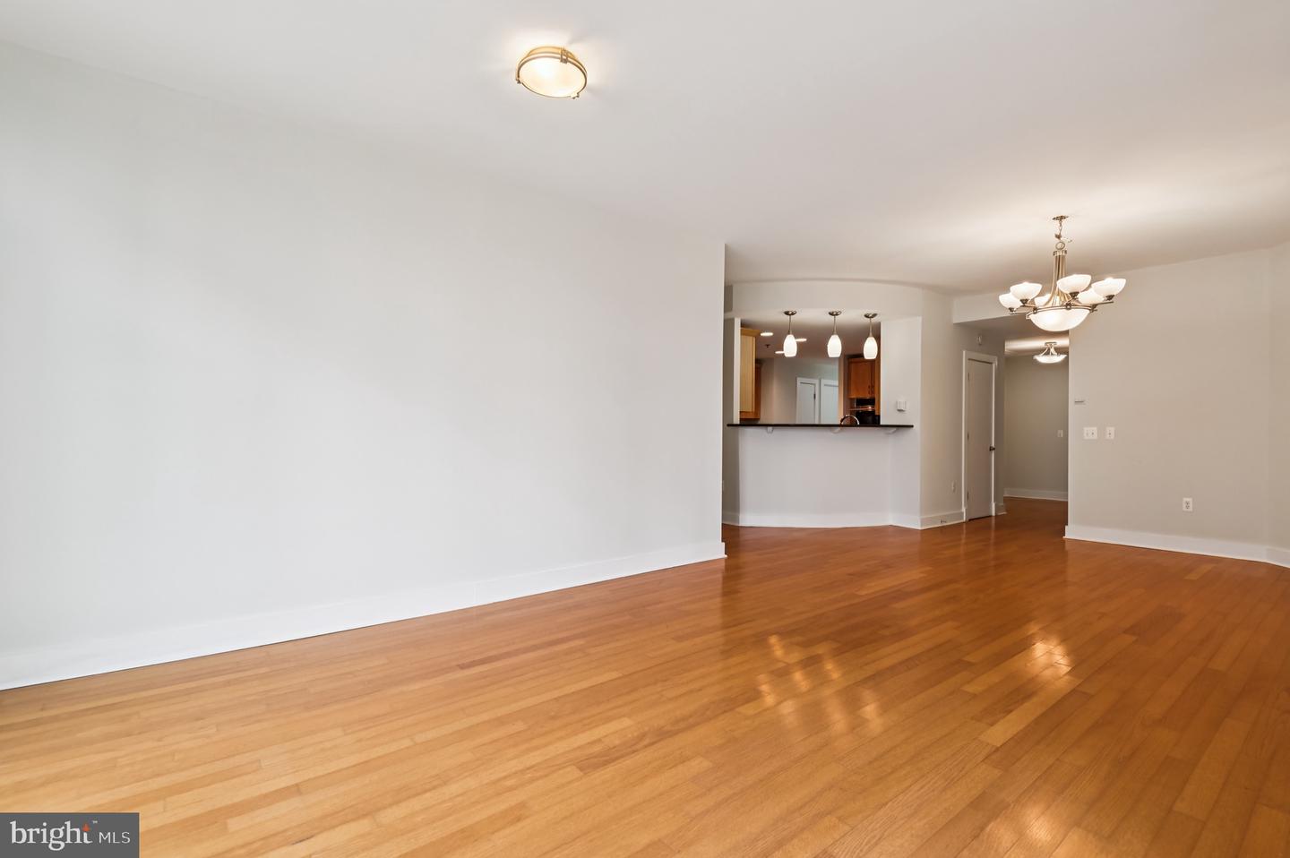 Baltimore, Maryland, 21231, United States, 3 Bedrooms Bedrooms, ,3 BathroomsBathrooms,Residential,For Sale,1949959