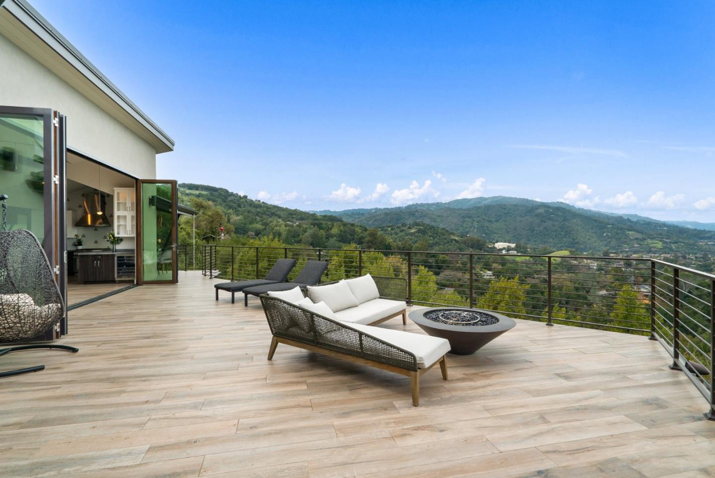 Los Gatos, California, 95030, United States, 5 Bedrooms Bedrooms, ,6 BathroomsBathrooms,Residential,For Sale,1997013