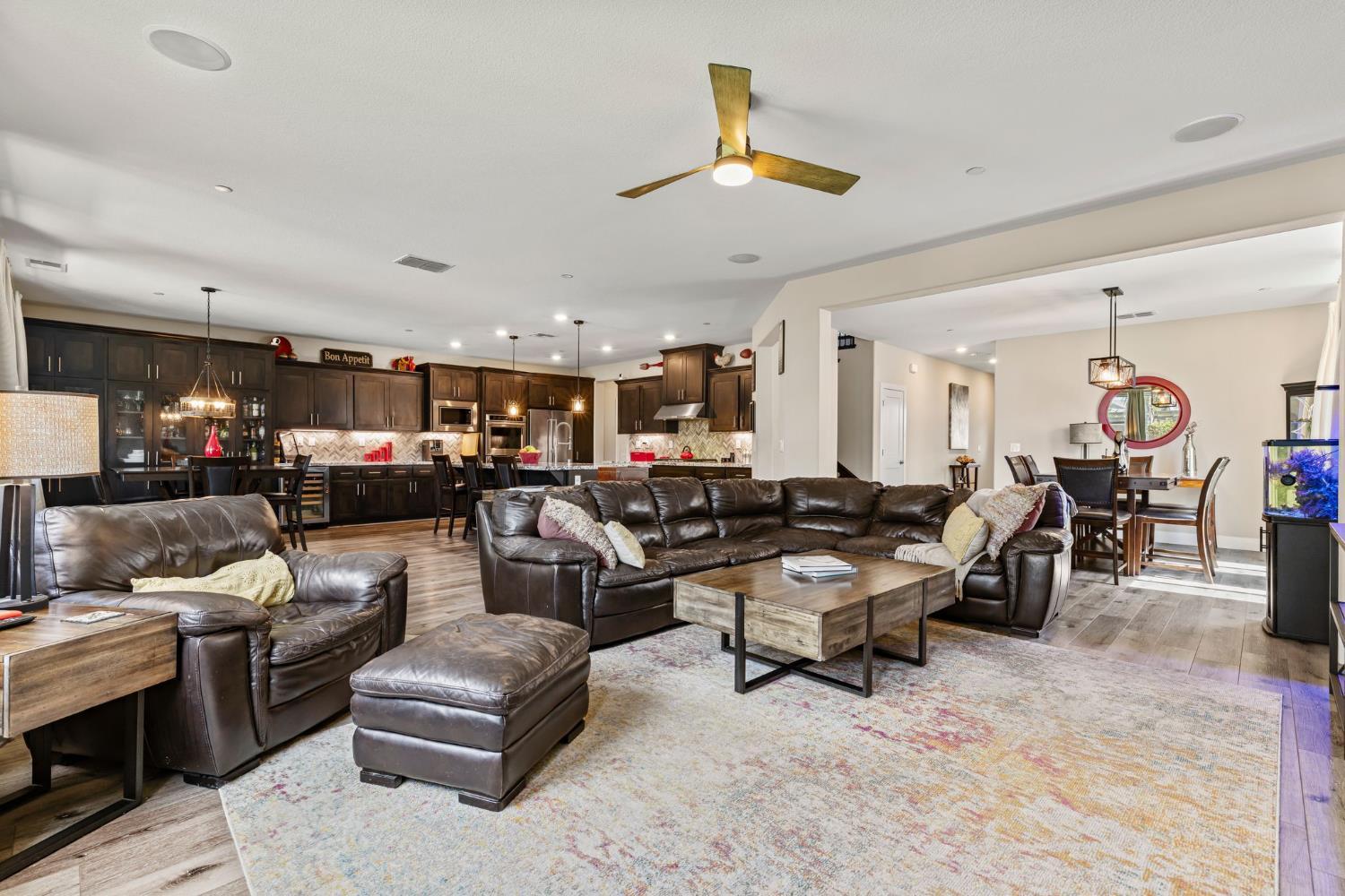 Roseville, California, 95747, United States, 5 Bedrooms Bedrooms, ,5 BathroomsBathrooms,Residential,For Sale,1943893