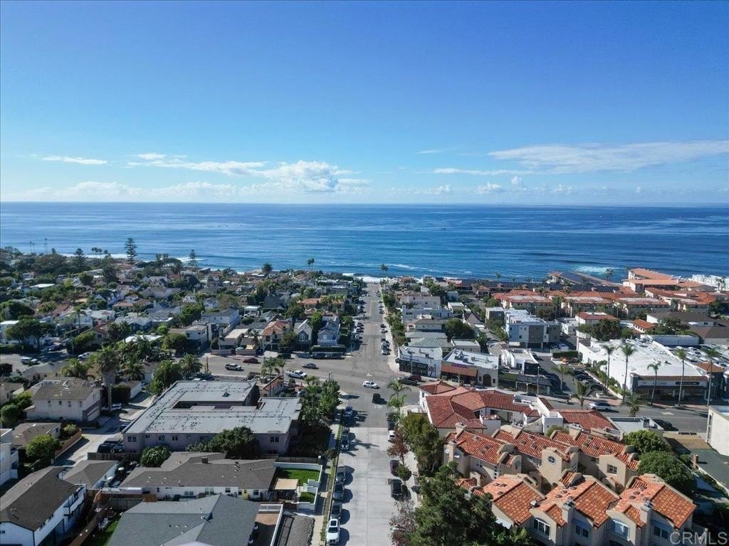 La Jolla, California, 92037, United States, 3 Bedrooms Bedrooms, ,3 BathroomsBathrooms,Residential,For Sale,1997509