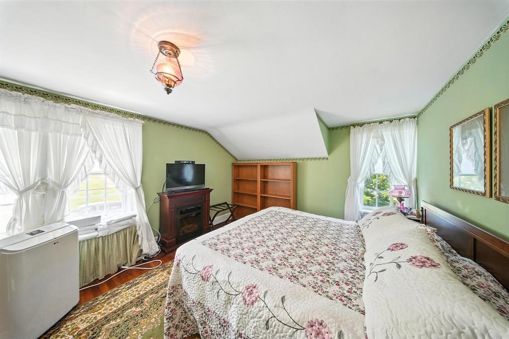 North Branch, New York, 12766, United States, 4 Bedrooms Bedrooms, ,3 BathroomsBathrooms,Residential,For Sale,1977100