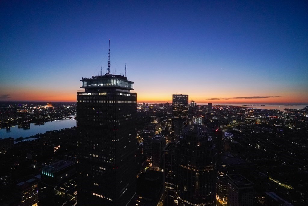 Boston, Massachusetts, 02199, United States, 5 Bedrooms Bedrooms, ,8 BathroomsBathrooms,Residential,For Sale,1906314