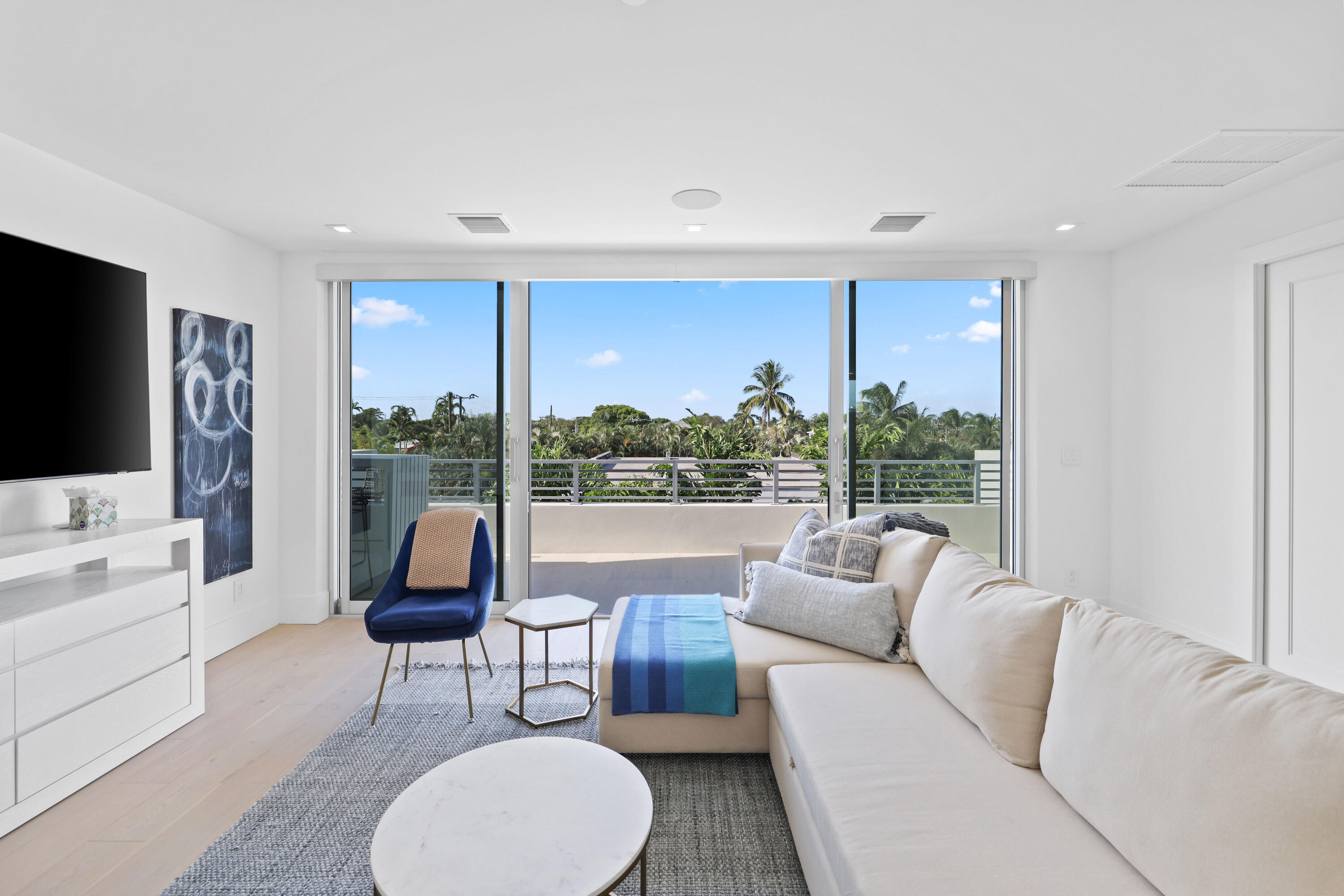 Delray Beach, Florida, 33483, United States, 3 Bedrooms Bedrooms, ,4 BathroomsBathrooms,Residential,For Sale,1940237