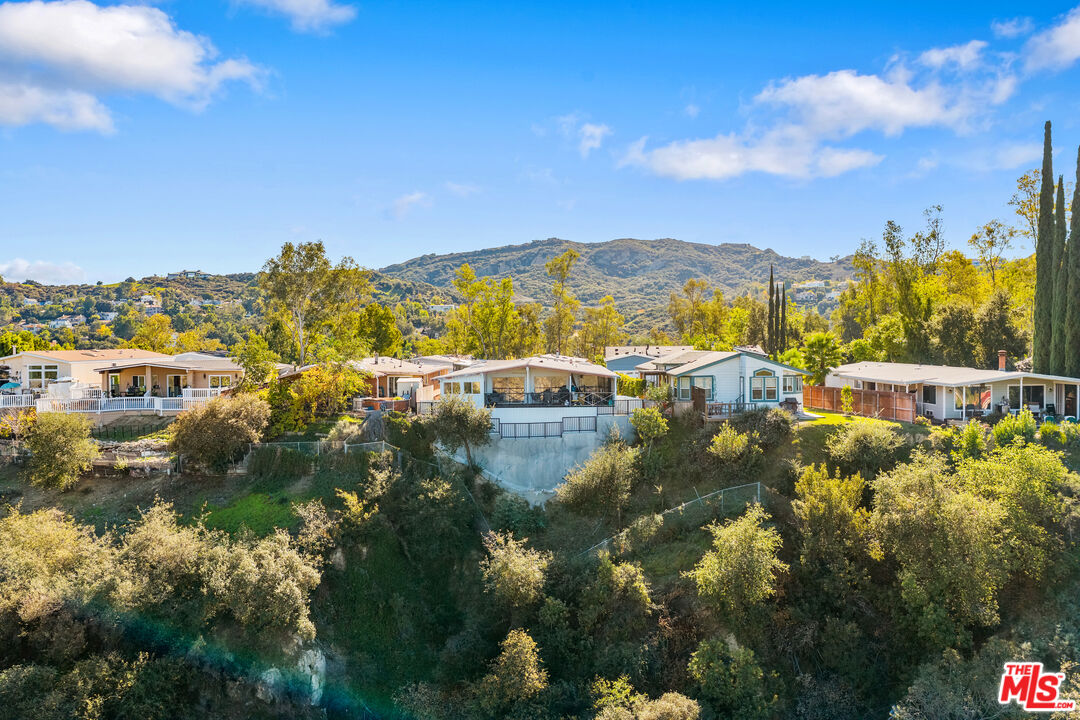 Calabasas, California, 91302, United States, 4 Bedrooms Bedrooms, ,4 BathroomsBathrooms,Residential,For Sale,2002110