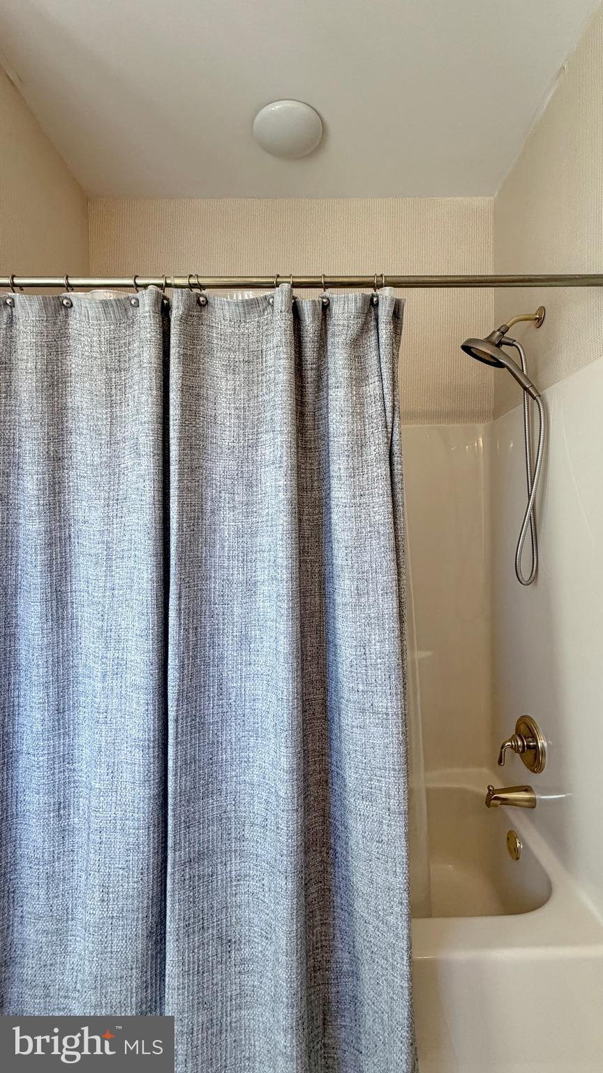 Issue, Maryland, 20645, United States, 4 Bedrooms Bedrooms, ,5 BathroomsBathrooms,Residential,For Sale,2000316