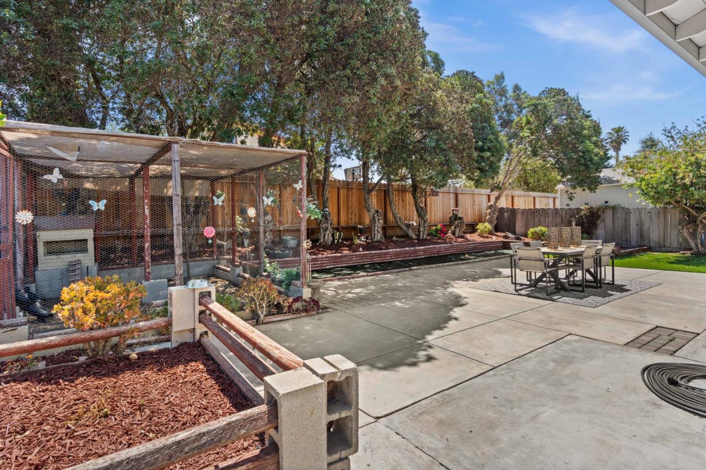 Hollister, California, 95023, United States, 3 Bedrooms Bedrooms, ,2 BathroomsBathrooms,Residential,For Sale,1903543