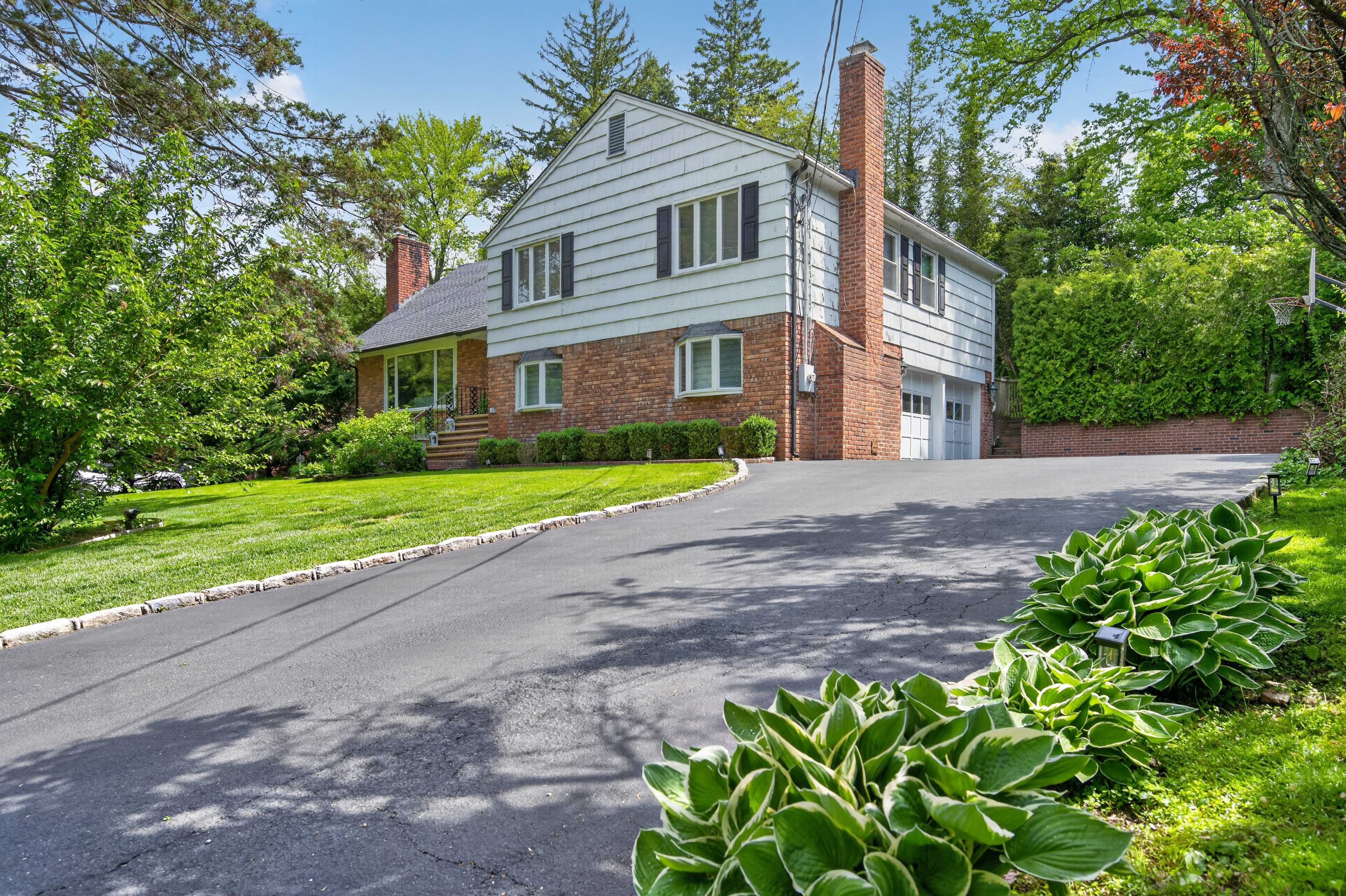  112 The Intervale, Roslyn Estates, NY 11576 - 物件實景