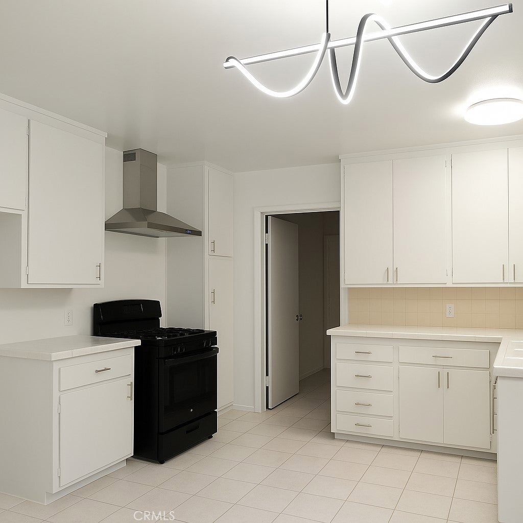 Fullerton, California, 92833, United States, 6 Bedrooms Bedrooms, ,4 BathroomsBathrooms,Residential,For Sale,1979244