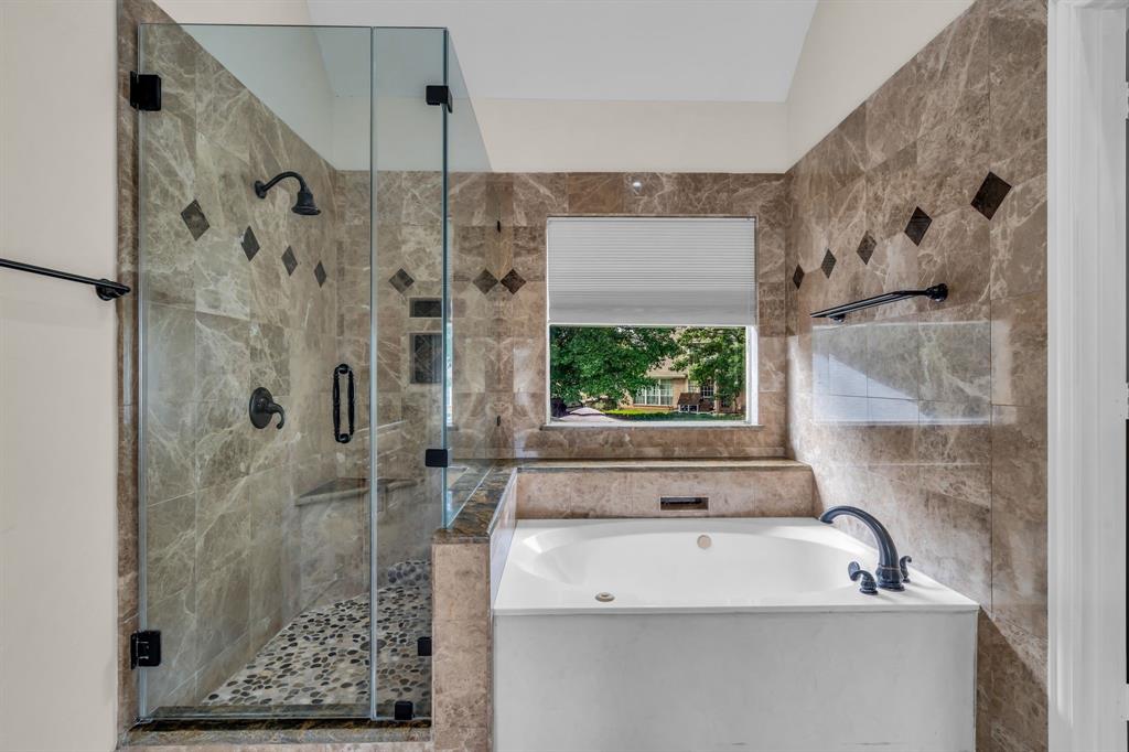 Grapevine, Texas, 76051, United States, 4 Bedrooms Bedrooms, ,4 BathroomsBathrooms,Residential,For Sale,1943655