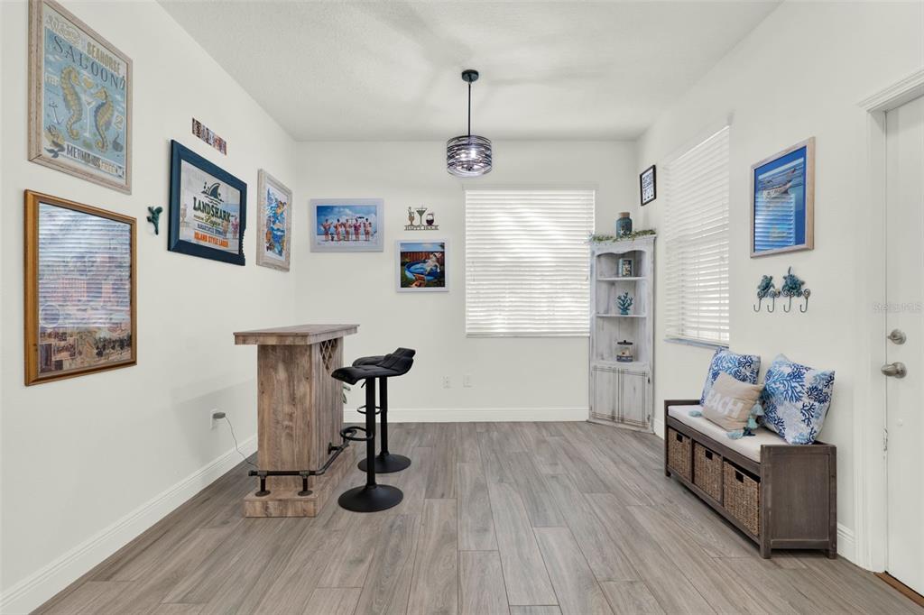 Winter Garden, Florida, 34787, United States, 6 Bedrooms Bedrooms, ,3 BathroomsBathrooms,Residential,For Sale,1907719