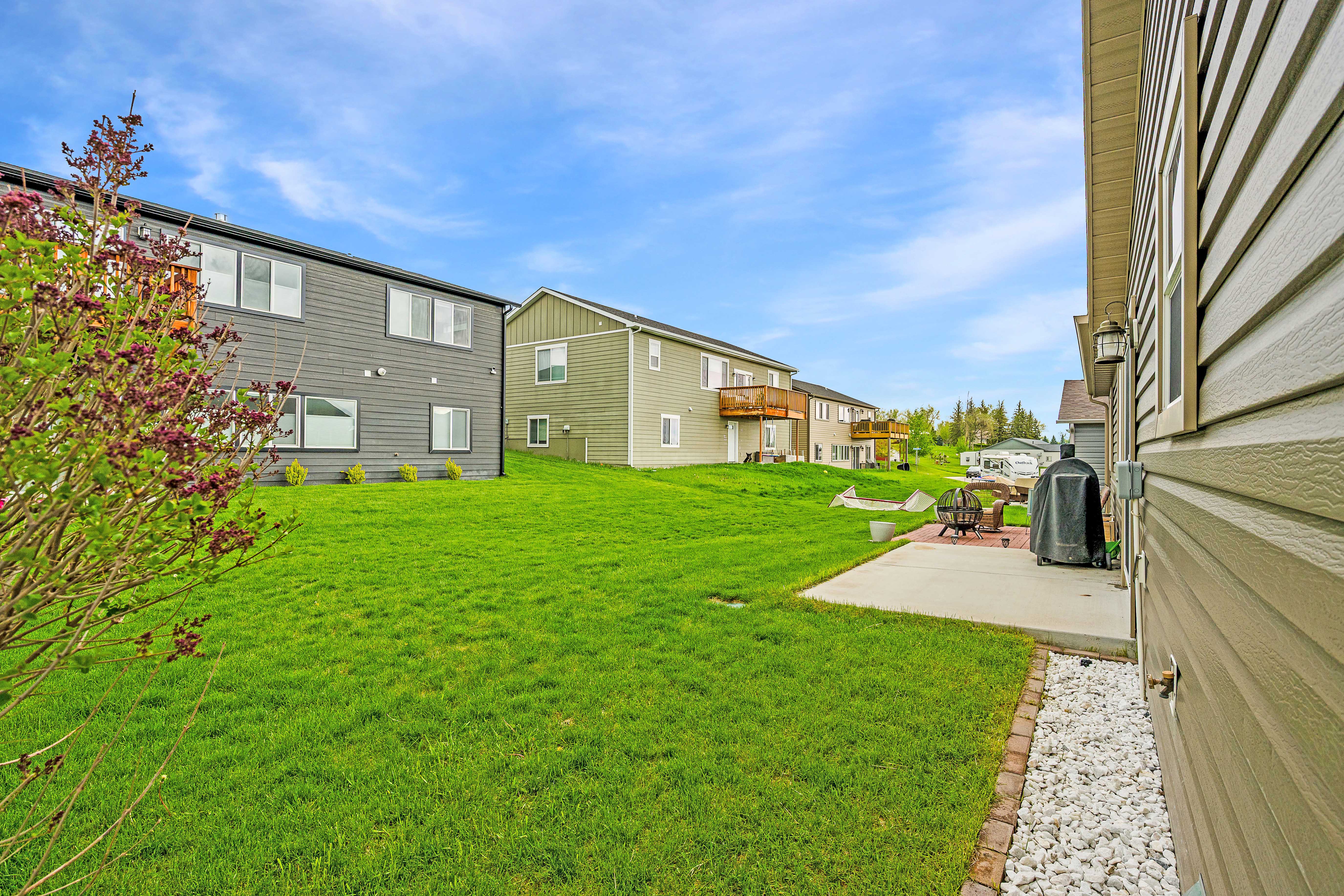 Sheridan, Wyoming, 82801, United States, 4 Bedrooms Bedrooms, ,3 BathroomsBathrooms,Residential,For Sale,1935181
