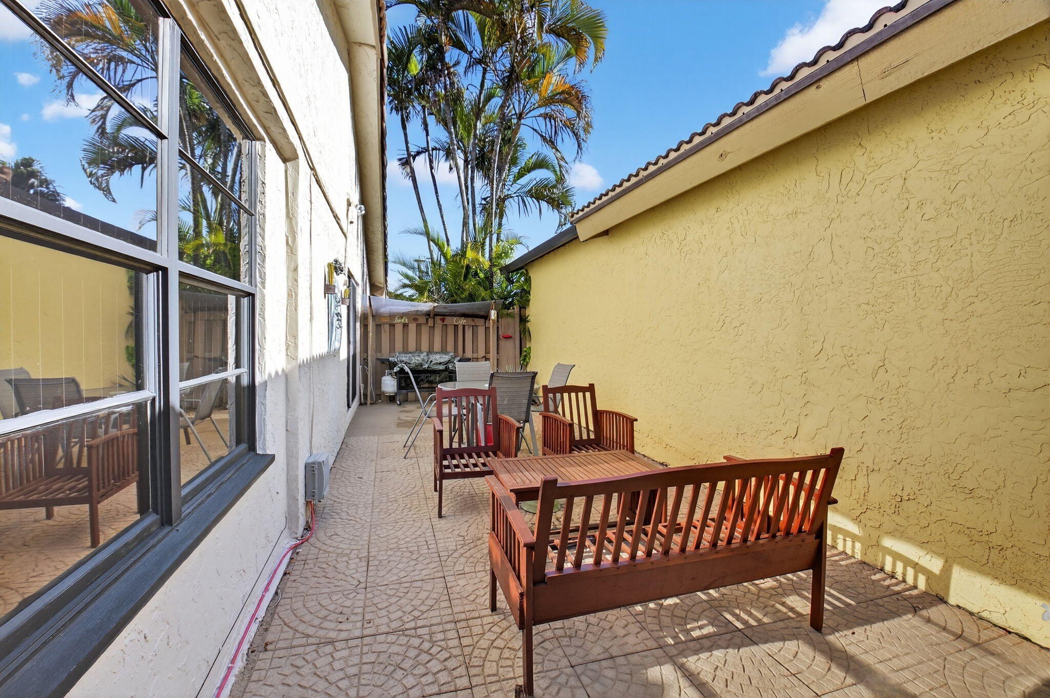 Boynton Beach, Florida, 33437, United States, 2 Bedrooms Bedrooms, ,2 BathroomsBathrooms,Residential,For Sale,2008625