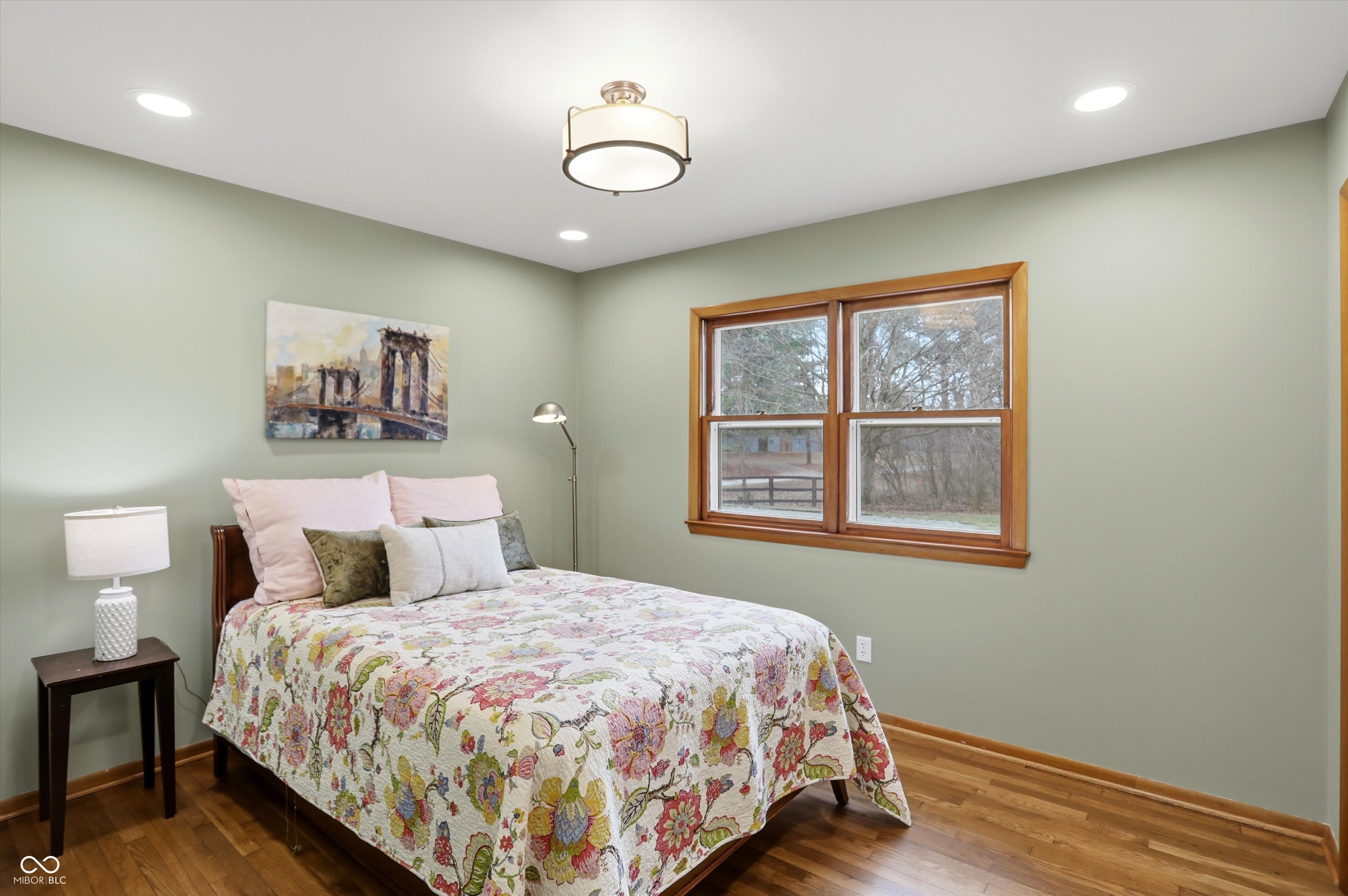 Zionsville, Indiana, 46077, United States, 3 Bedrooms Bedrooms, ,2 BathroomsBathrooms,Residential,For Sale,2008778