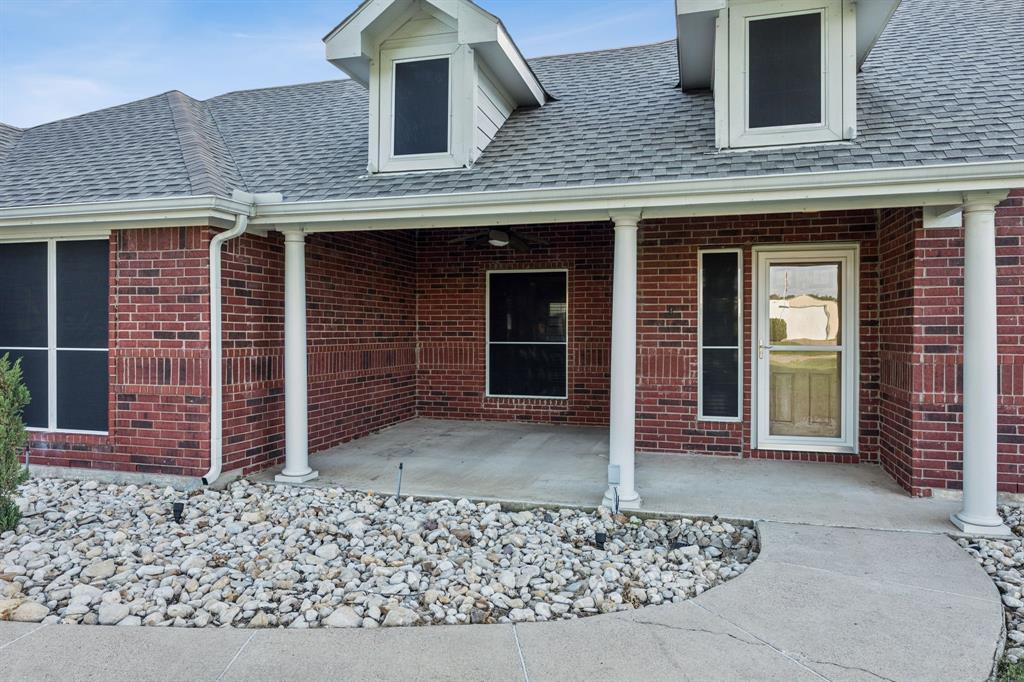Lavon, Texas, 75166, United States, 4 Bedrooms Bedrooms, ,2 BathroomsBathrooms,Residential,For Sale,1865641