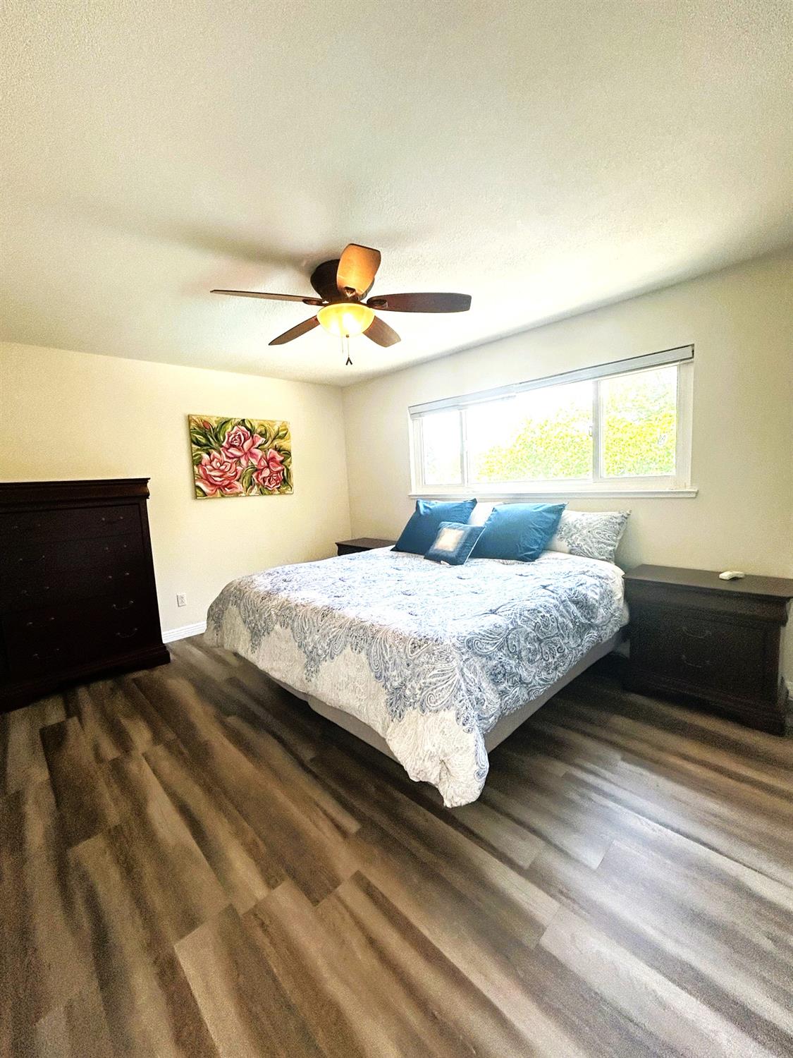 Fair Oaks, California, 95628, United States, 4 Bedrooms Bedrooms, ,3 BathroomsBathrooms,Residential,For Sale,1992931