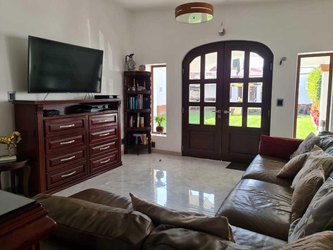 Priv. del Cerro, Tepotzotlán, Estado de México, 54600, Mexico, 3 Bedrooms Bedrooms, ,3 BathroomsBathrooms,Residential,For Sale,Priv. del Cerro,1440771