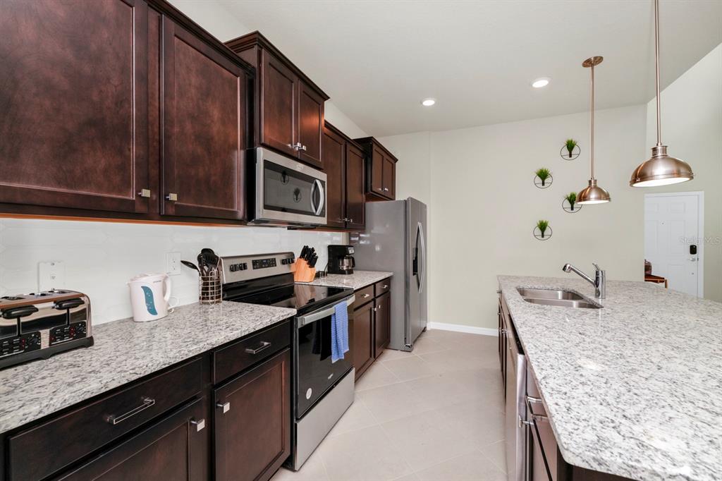 Clermont, Florida, 34714, United States, 6 Bedrooms Bedrooms, ,5 BathroomsBathrooms,Residential,For Sale,1777705