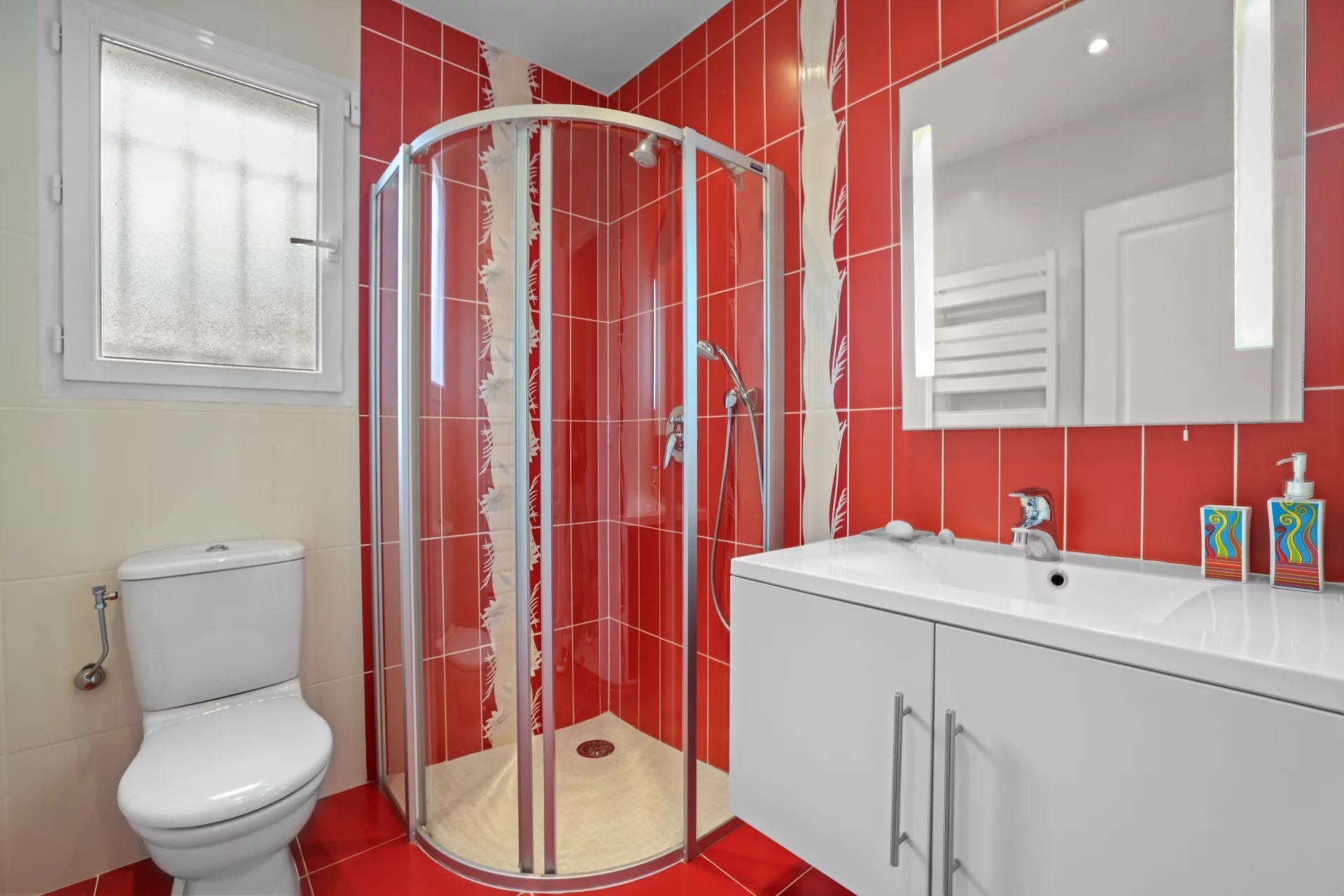 Mougins, Provence-Alpes-Côte d’Azur, 06250, FR, 5 Bedrooms Bedrooms, ,2 BathroomsBathrooms,Residential,For Sale,1960580