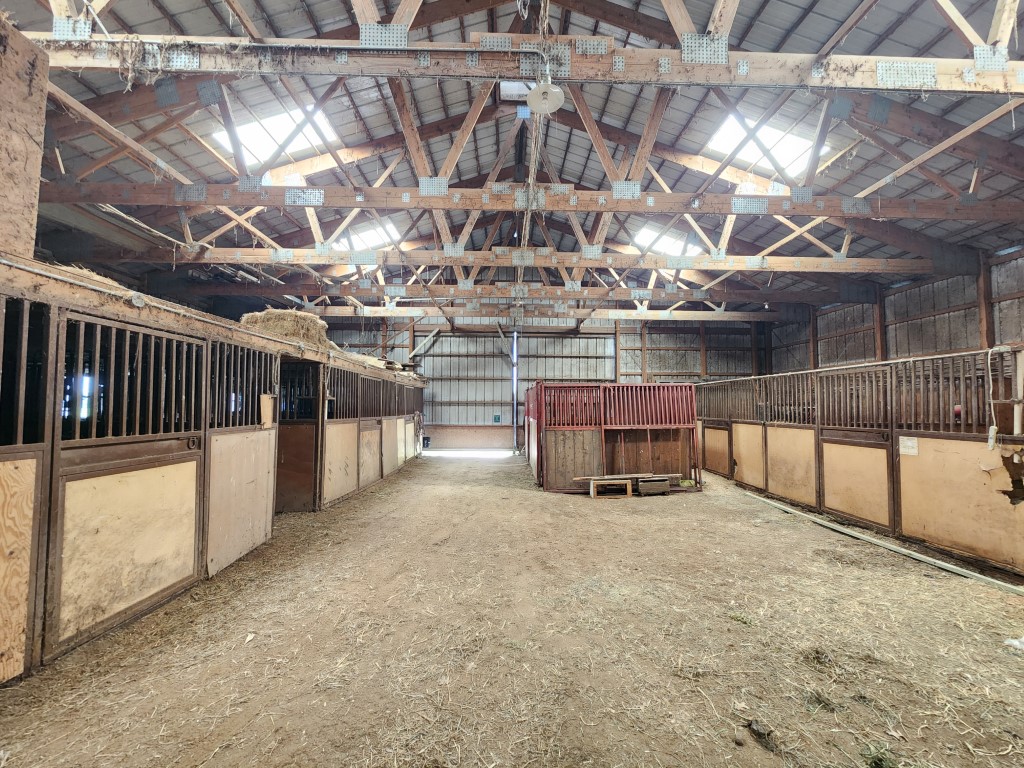 Mason City, Iowa, 50401, United States, 4 Bedrooms Bedrooms, ,1 BathroomBathrooms,Residential,For Sale,1982644