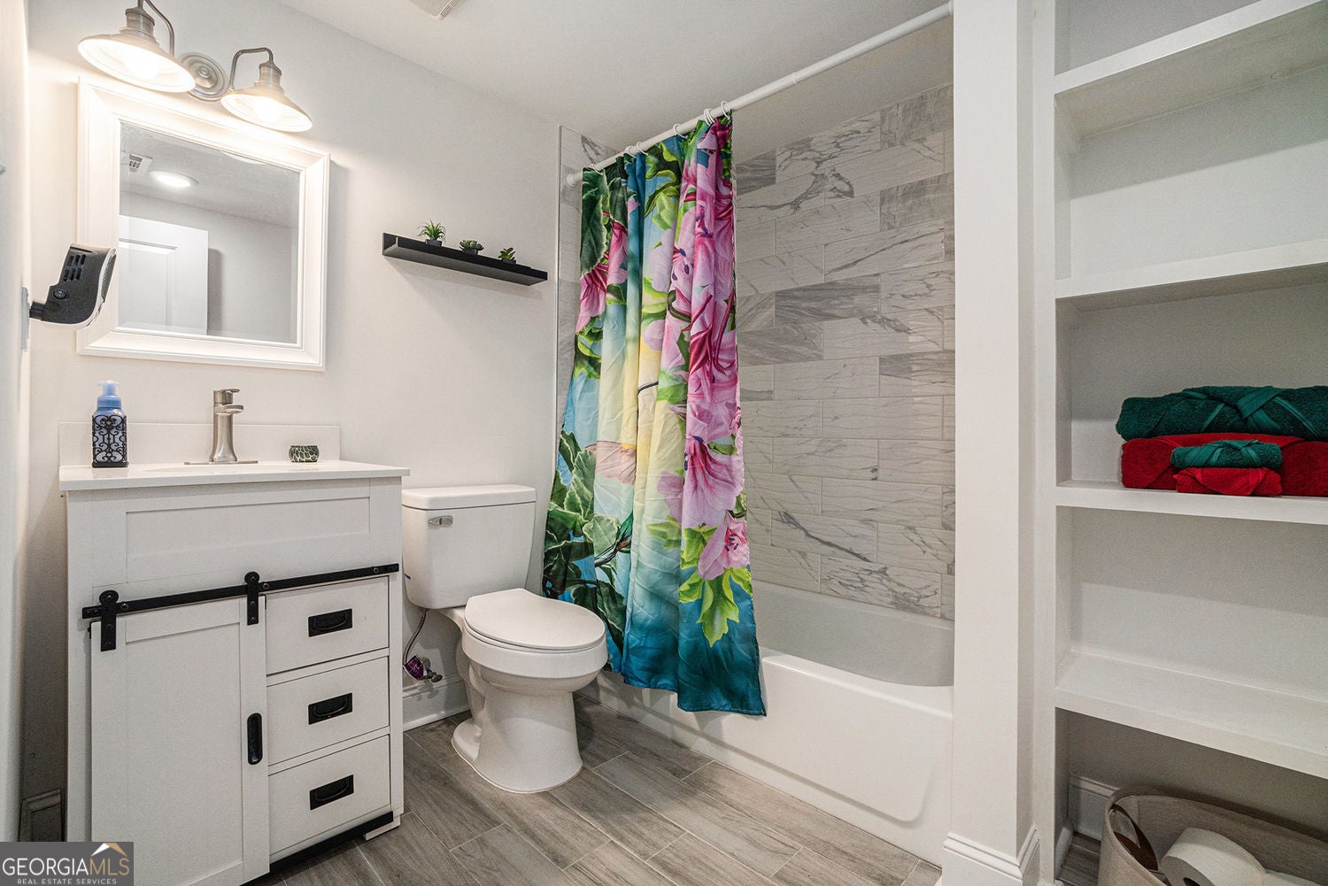 Decatur, Georgia, 30032, United States, 4 Bedrooms Bedrooms, ,4 BathroomsBathrooms,Residential,For Sale,1985824