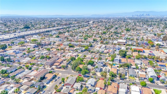 Los Angeles, California, 90061, United States, 2 Bedrooms Bedrooms, ,2 BathroomsBathrooms,Residential,For Sale,2000057