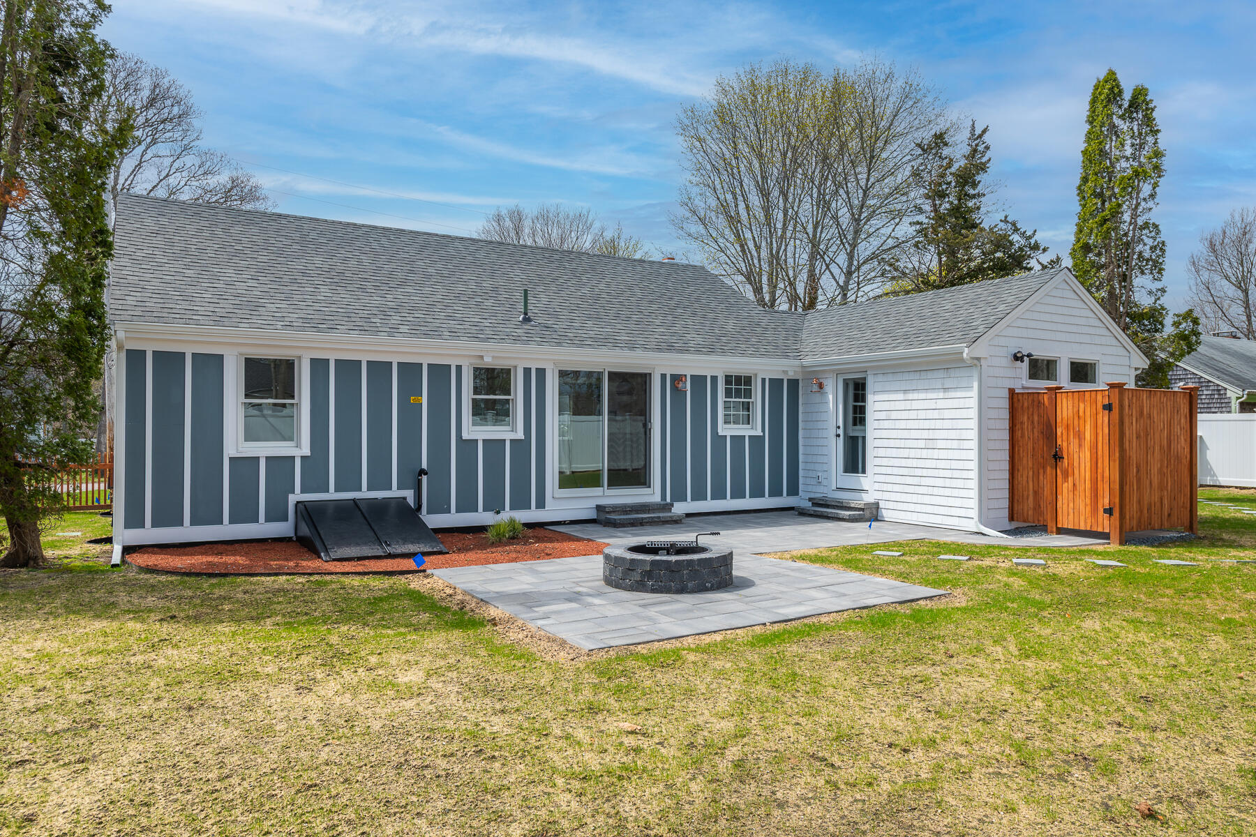  16 Carolyn Lane - 物件實景