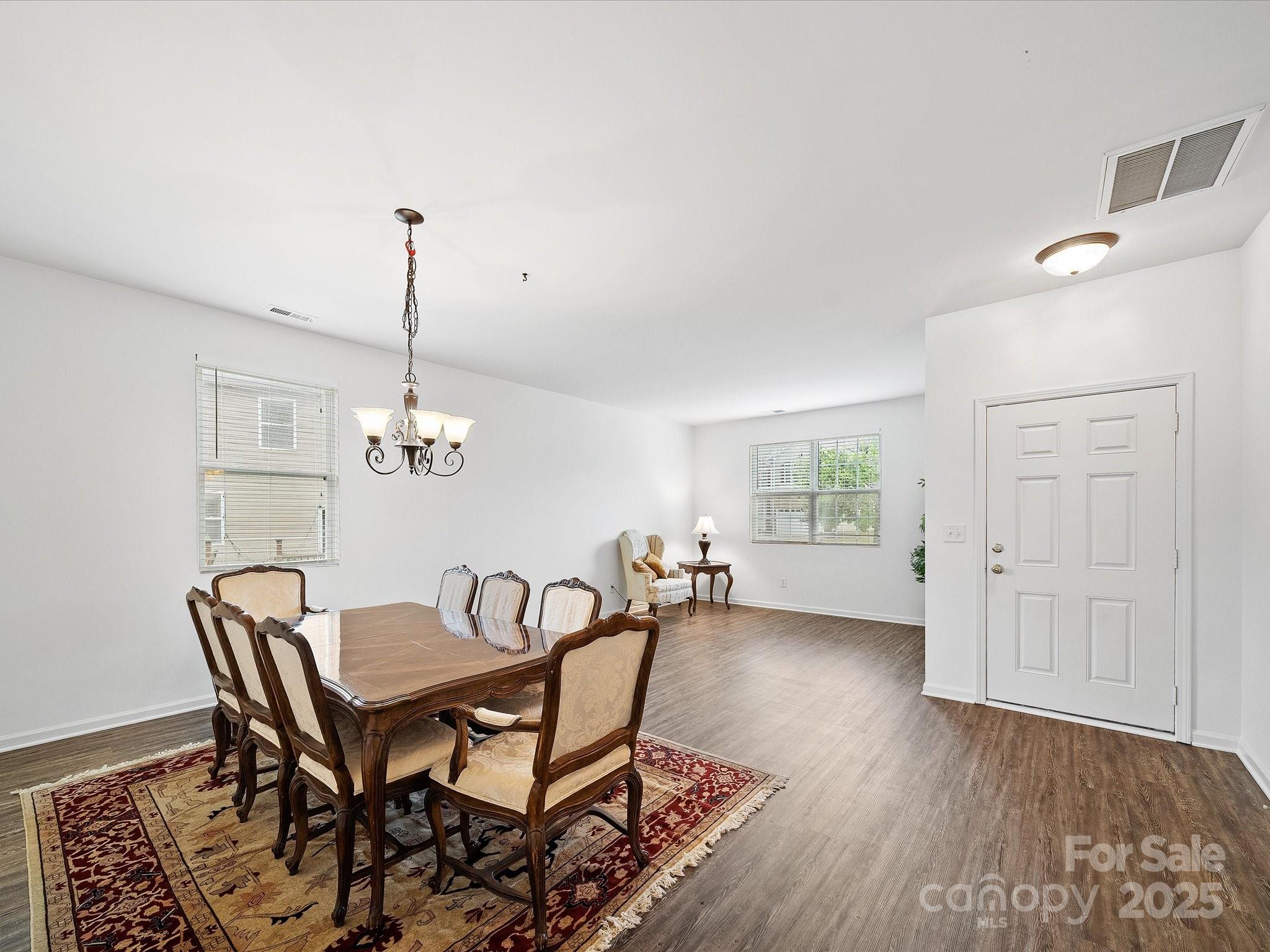 Matthews, North Carolina, 28105, United States, 4 Bedrooms Bedrooms, ,3 BathroomsBathrooms,Residential,For Sale,1865388