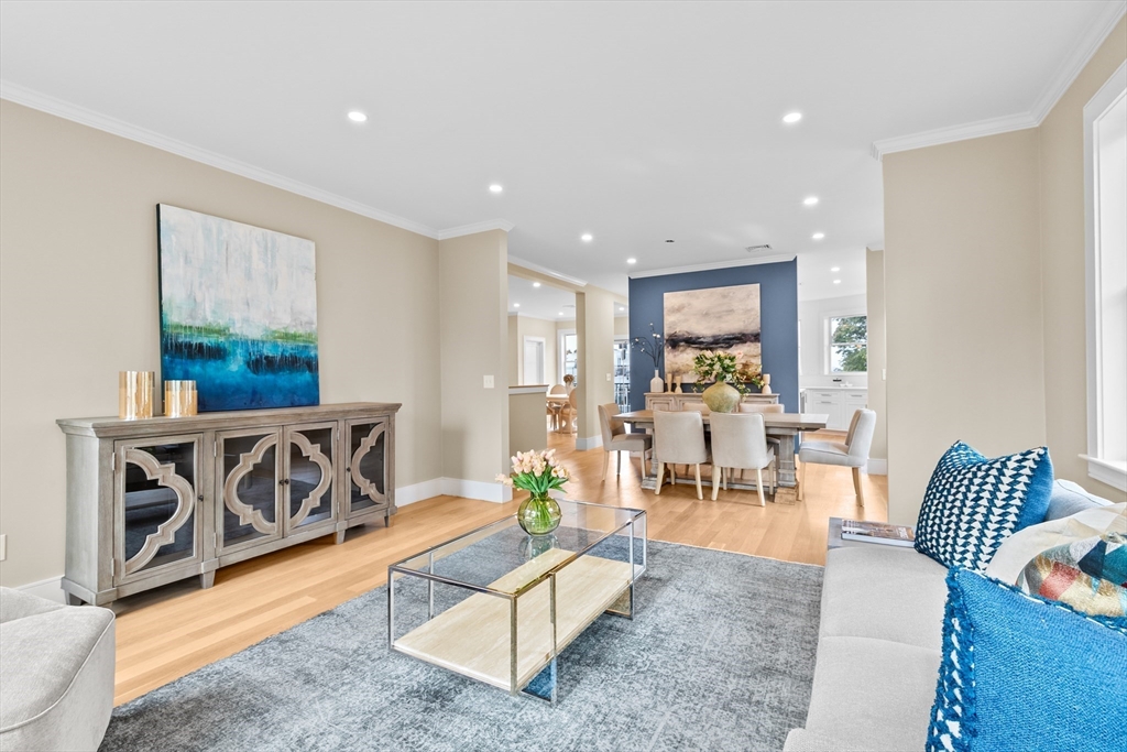 Brookline, Massachusetts, 02445, United States, 5 Bedrooms Bedrooms, ,4 BathroomsBathrooms,Residential,For Sale,1994664