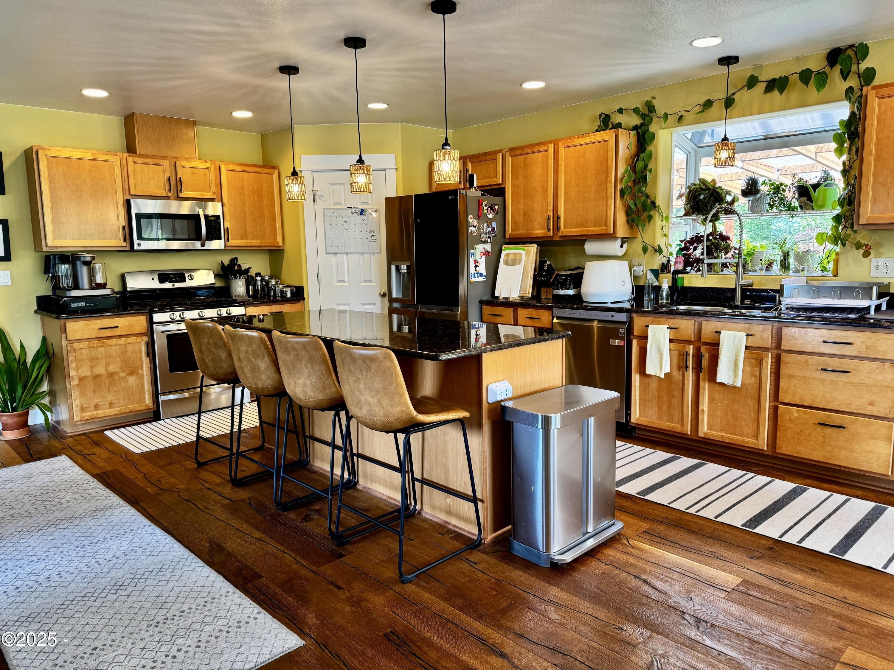 Newport, Oregon, 97365, United States, 3 Bedrooms Bedrooms, ,3 BathroomsBathrooms,Residential,For Sale,1777733