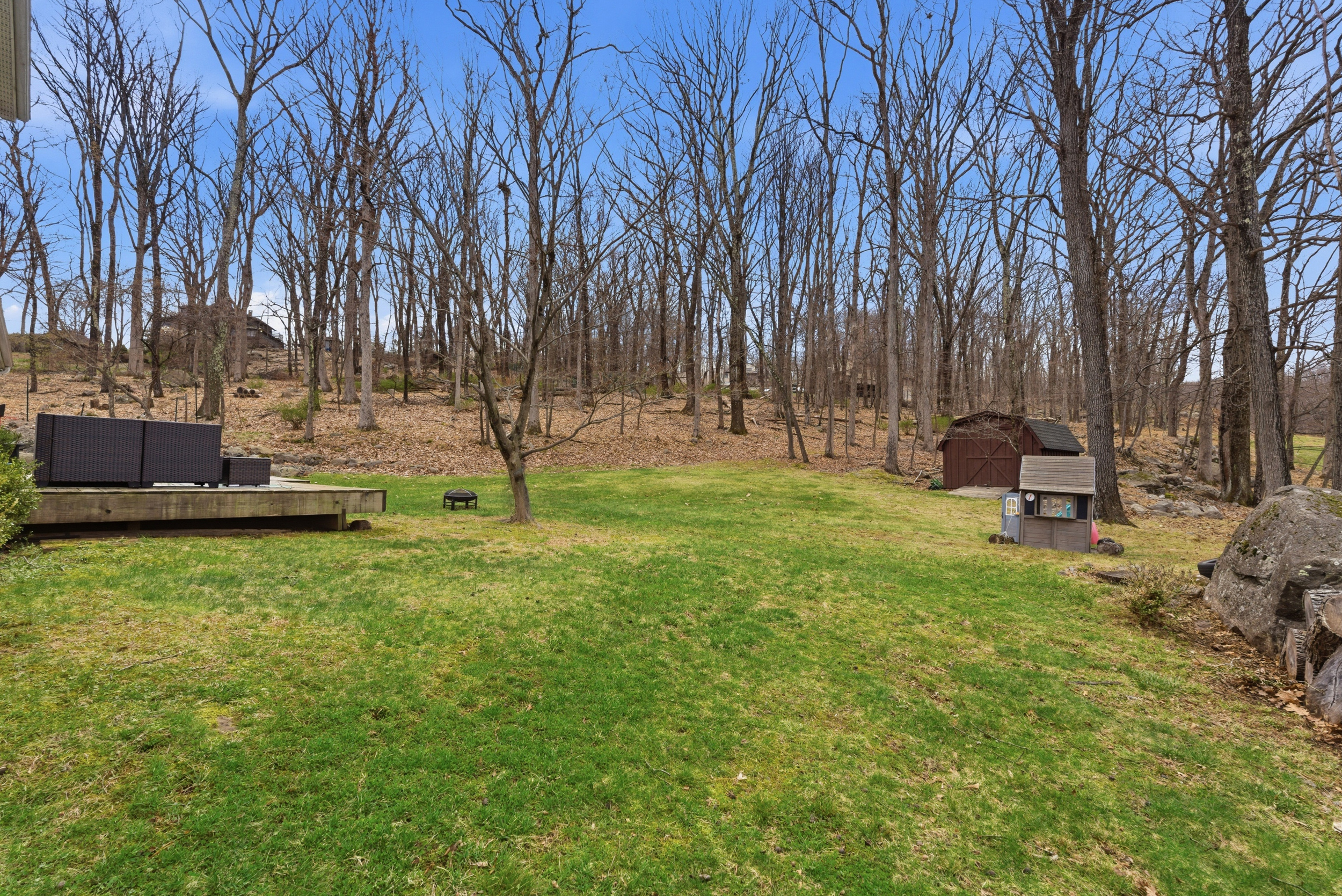 Buckberg Mountain Colonial - 物件實景