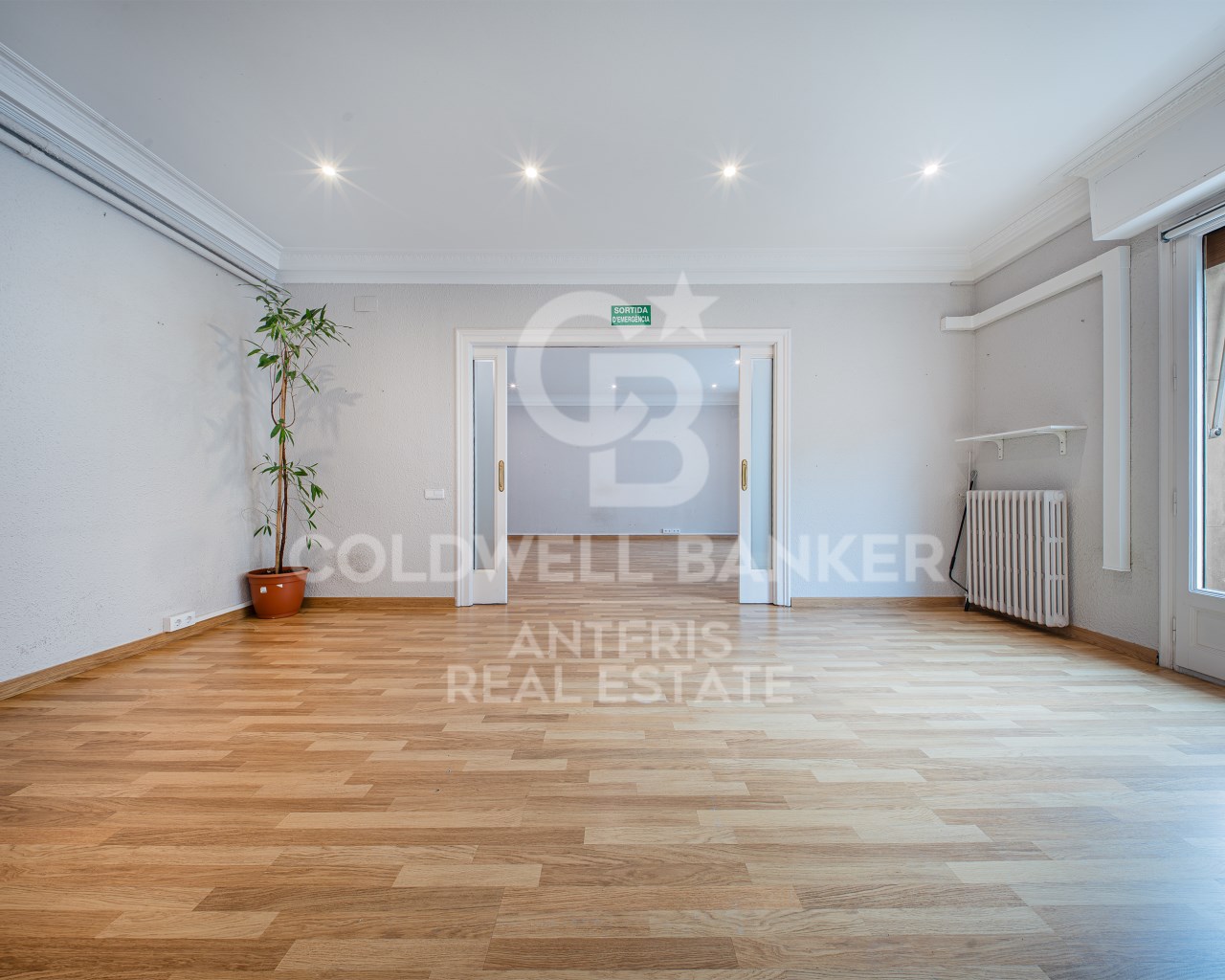 Barcelona, Catalonia, ES, 6 Bedrooms Bedrooms, ,3 BathroomsBathrooms,Residential,For Sale,1907605