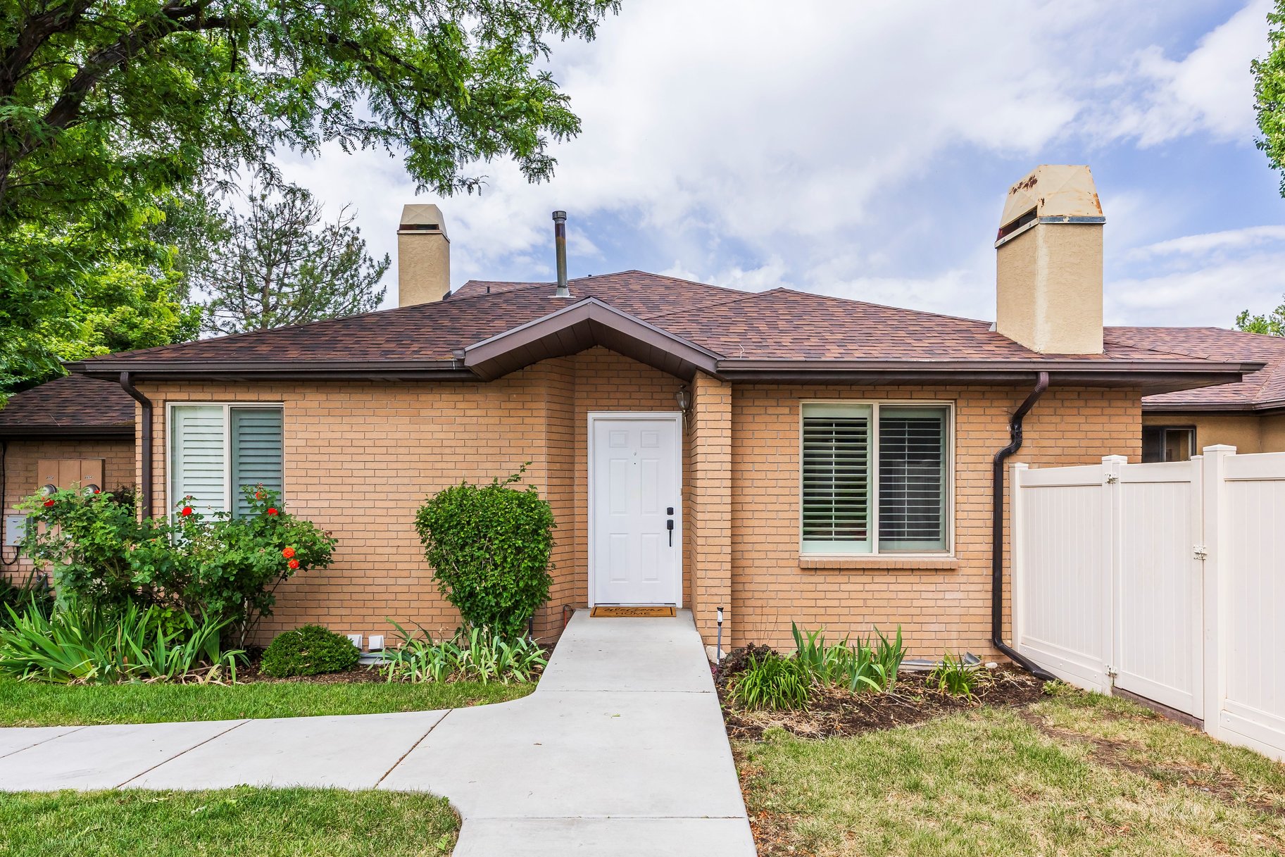  Rarely Available Harvest Lane Rambler Main-Level Living - 物件實景