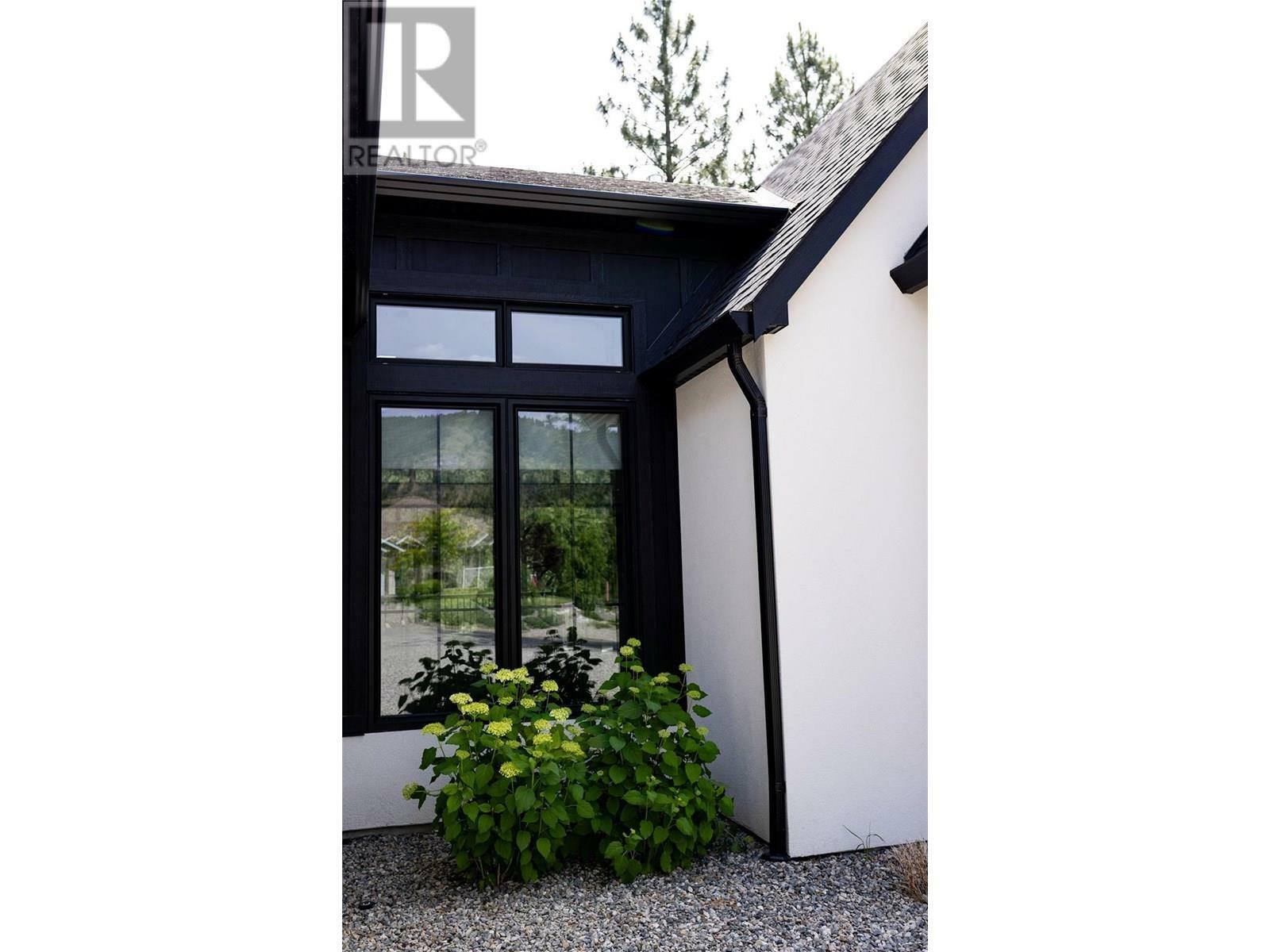 GRAND FORKS, British Columbia, V0H 1H2, CA, 5 Bedrooms Bedrooms, ,5 BathroomsBathrooms,Residential,For Sale,1868553