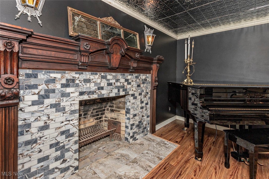 Brecksville, Ohio, 44141, United States, 5 Bedrooms Bedrooms, ,5 BathroomsBathrooms,Residential,For Sale,1979228