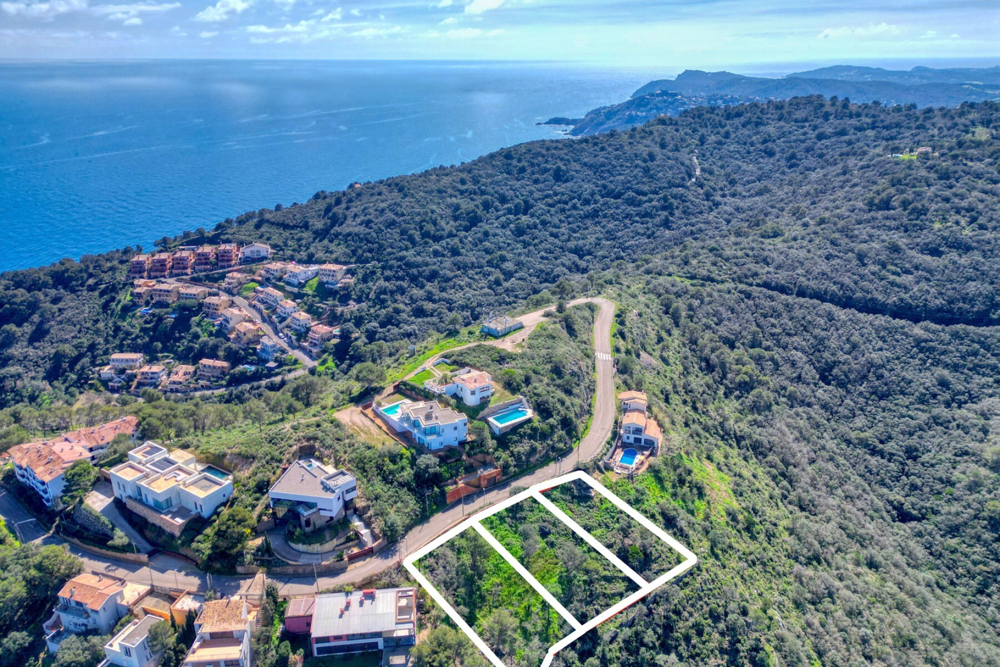  Large building plot, divisible into three plots with views. - 物件實景