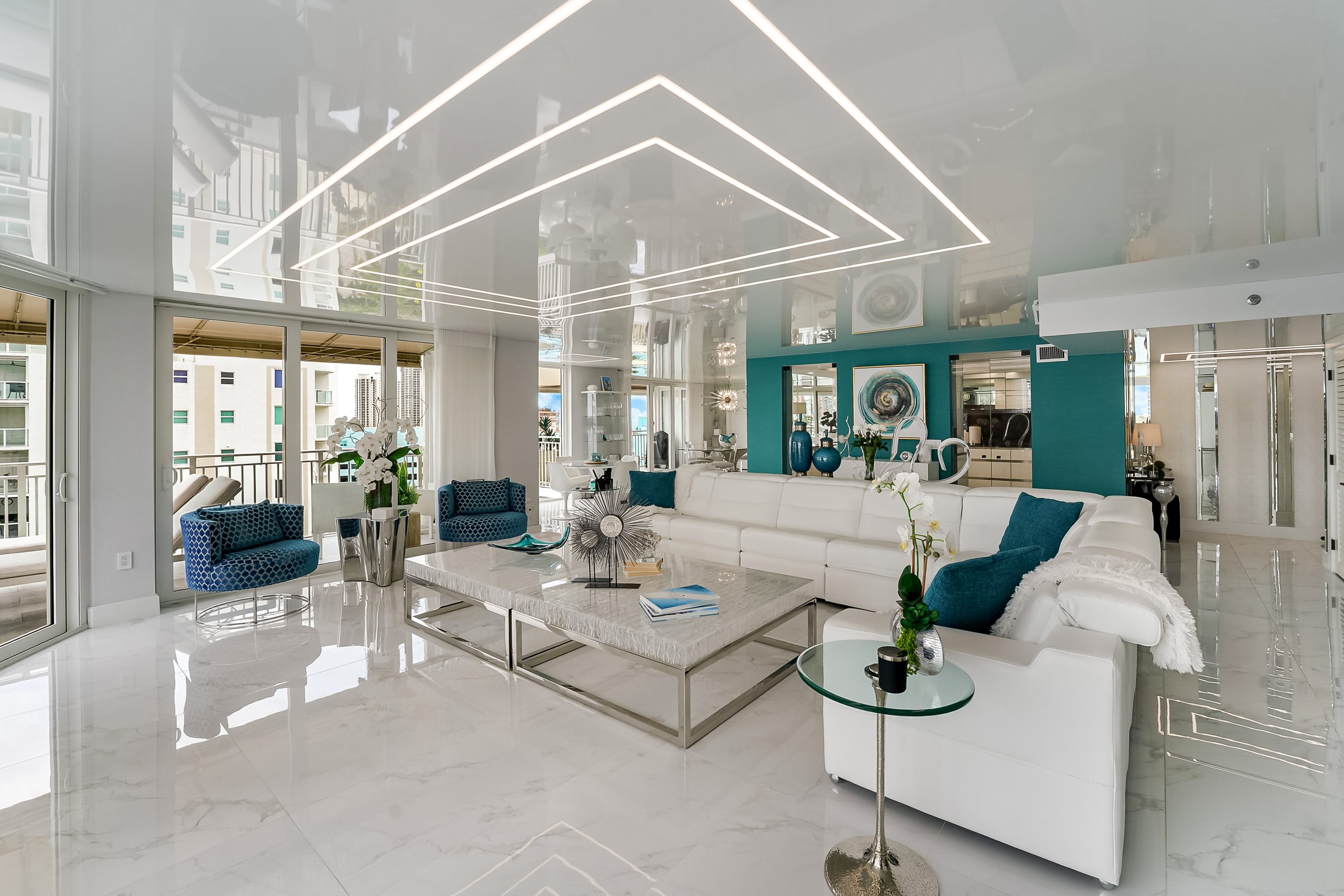  18000 N Bay Rd, Sunny Isles Beach, FL, 33160 - 物件實景