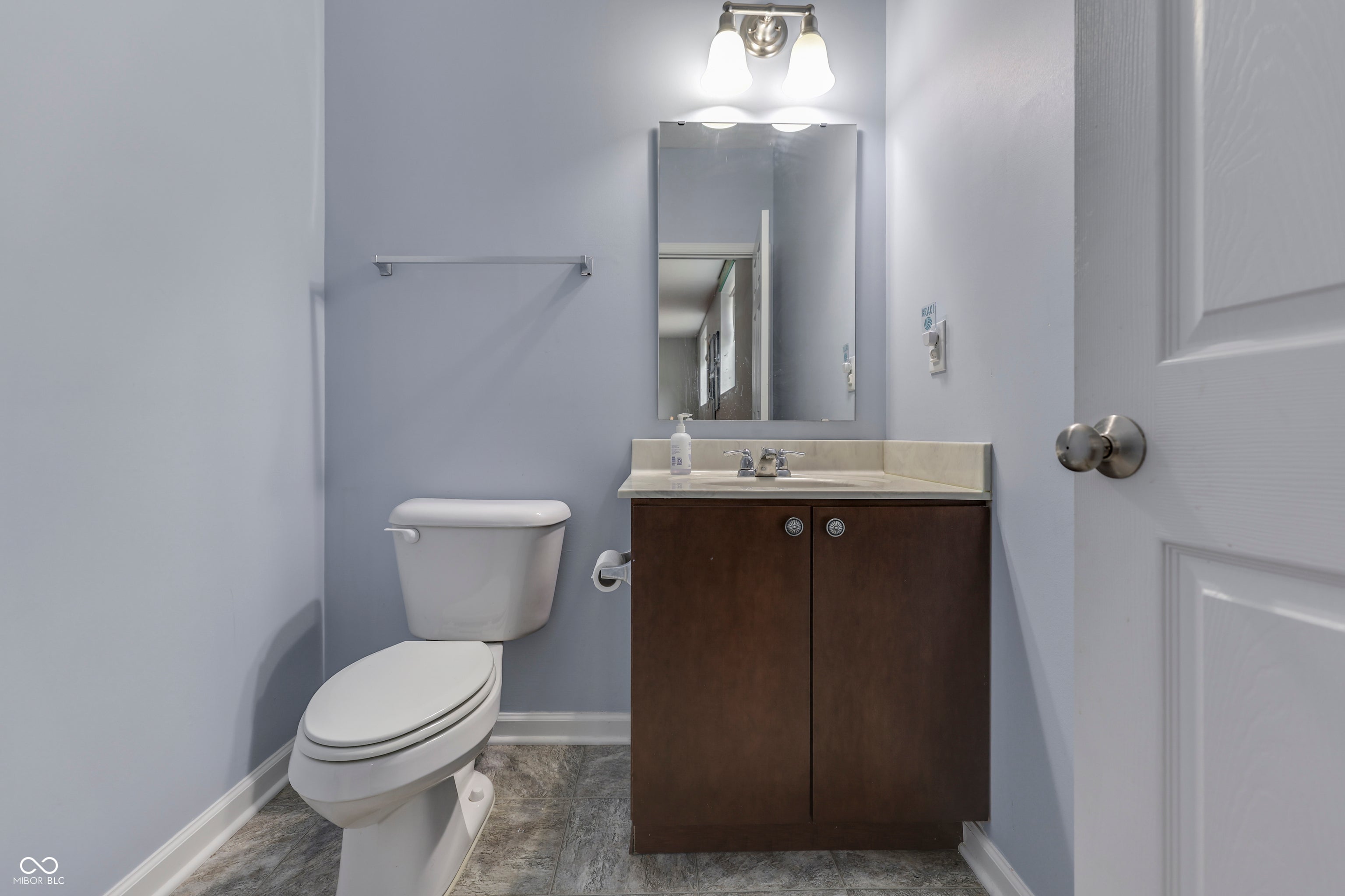 Greenwood, Indiana, 46143, United States, 4 Bedrooms Bedrooms, ,4 BathroomsBathrooms,Residential,For Sale,1956693