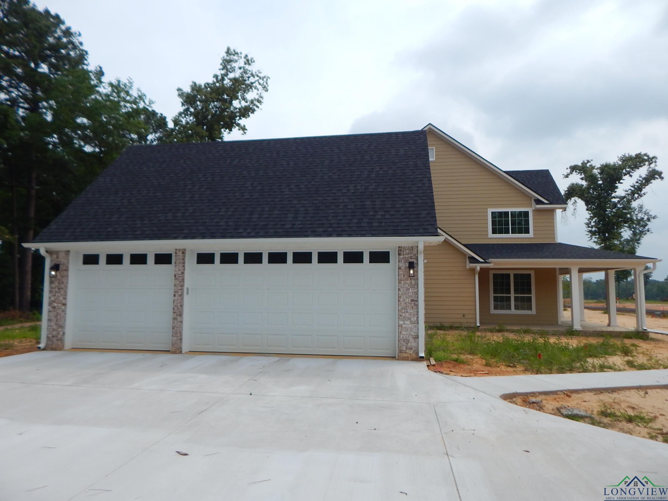 Gilmer, Texas, 75645, United States, 5 Bedrooms Bedrooms, ,3 BathroomsBathrooms,Residential,For Sale,1758754