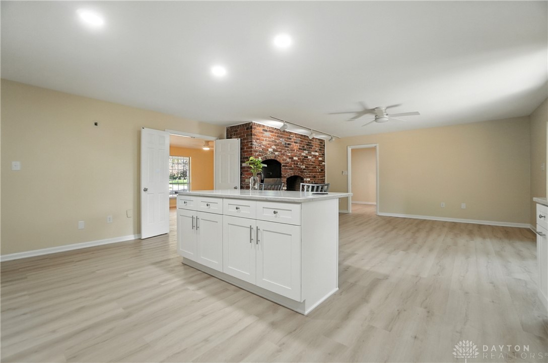Kettering, Ohio, 45440, United States, 6 Bedrooms Bedrooms, ,3 BathroomsBathrooms,Residential,For Sale,1913800
