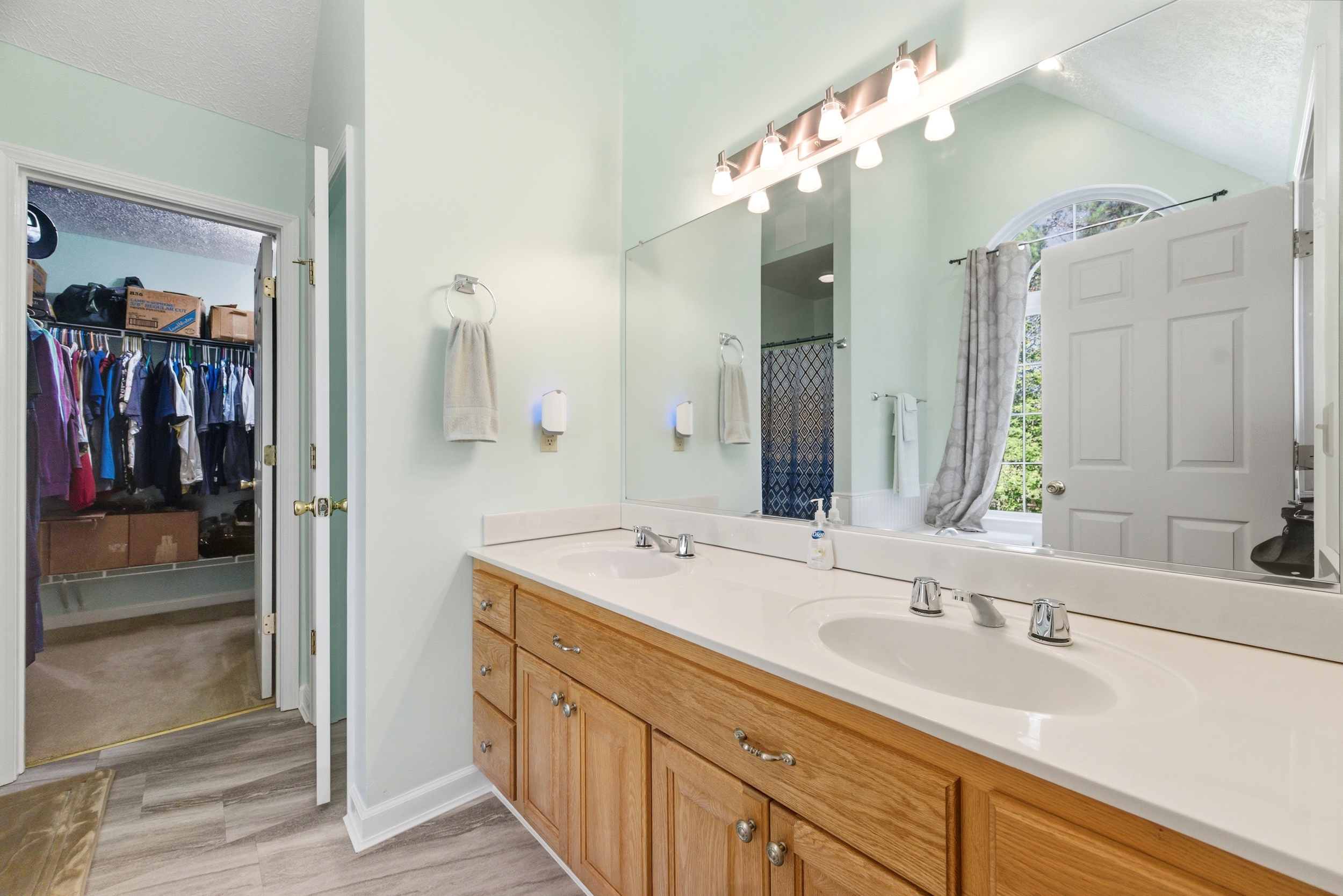 Gloucester, Virginia, 23061-5426, United States, 3 Bedrooms Bedrooms, ,4 BathroomsBathrooms,Residential,For Sale,1980192