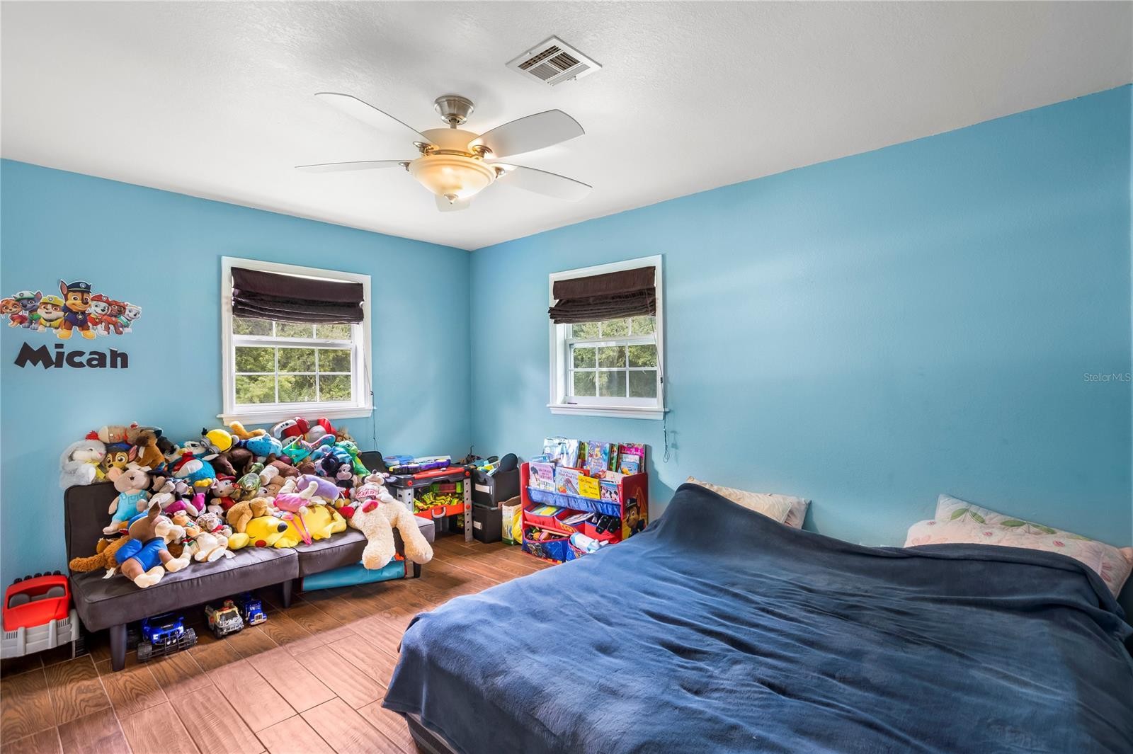 MIMS, Florida, 32754, United States, 3 Bedrooms Bedrooms, ,2 BathroomsBathrooms,Residential,For Sale,1878459