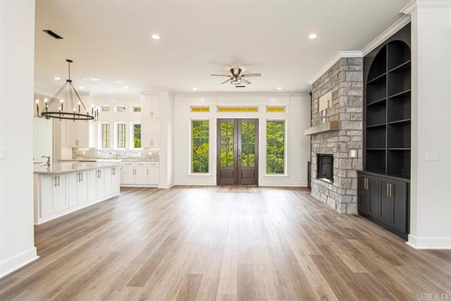 Little Rock, Arkansas, 72210, United States, 5 Bedrooms Bedrooms, ,4 BathroomsBathrooms,Residential,For Sale,1942972