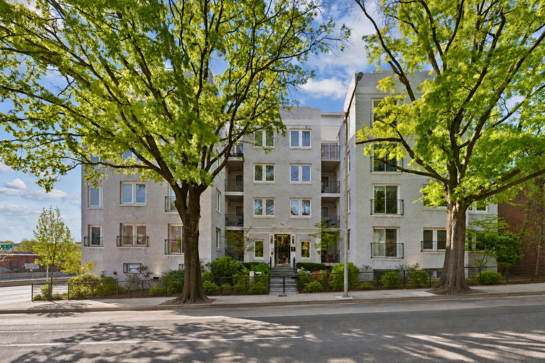  329 Rhode Island Avenue NE, Washington, DC, 20002 - 物件實景
