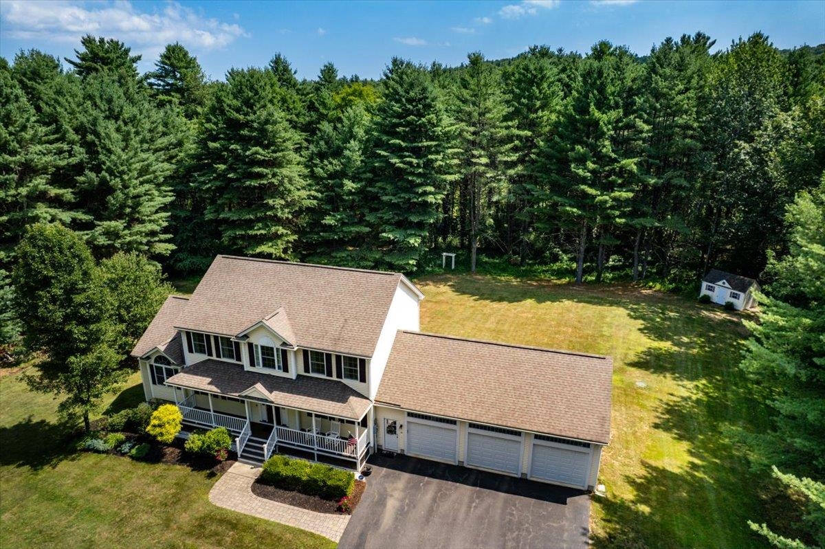 Bedford, New Hampshire, 03110, United States, 4 Bedrooms Bedrooms, ,3 BathroomsBathrooms,Residential,For Sale,1940392