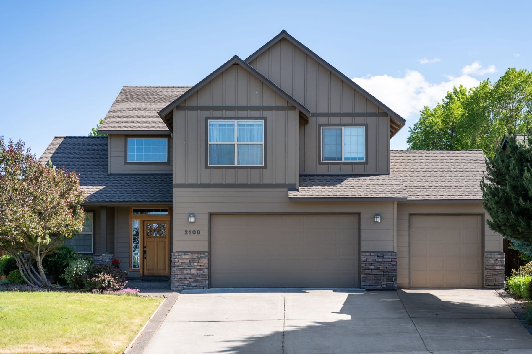  2108 NW Sterling Avenue Redmond, OR 97756 - 物件實景