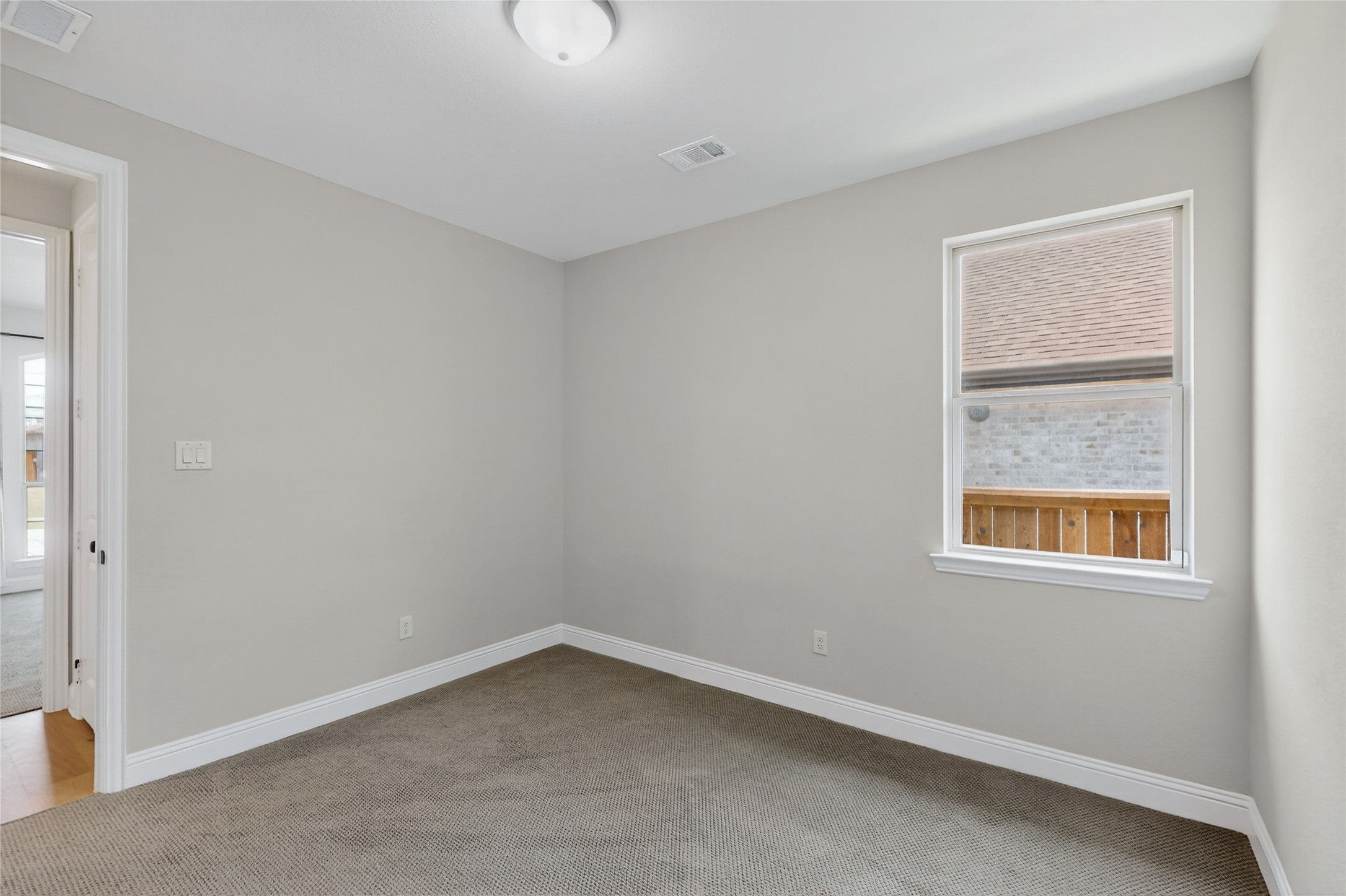 Mansfield, Texas, 76063, United States, 4 Bedrooms Bedrooms, ,4 BathroomsBathrooms,Residential,For Sale,1978691